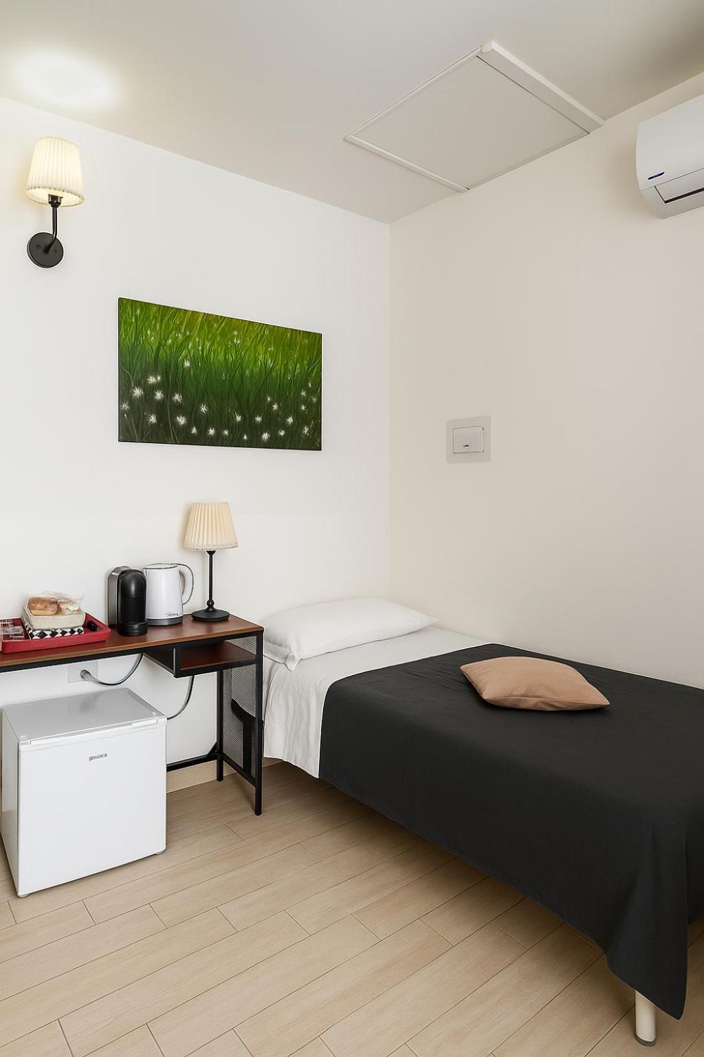Twin Room Private Bathroom