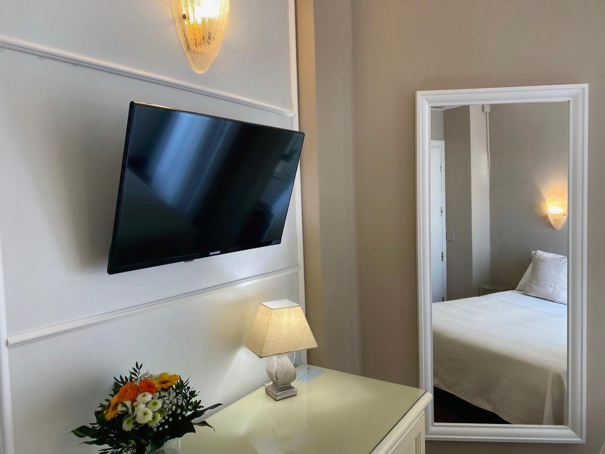 Double or Twin Room Balcony