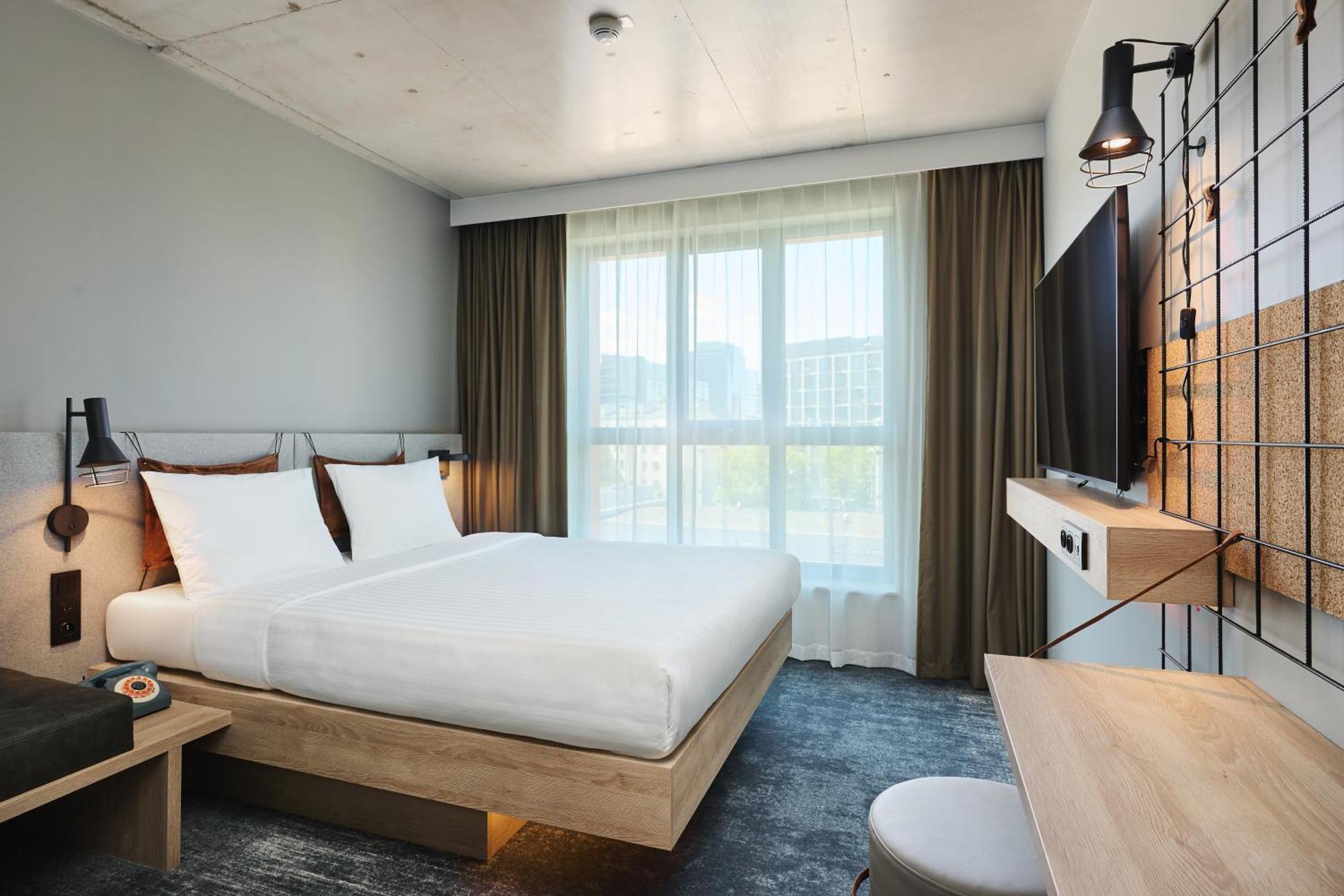 Moxy Cozy Sleeper Queen Room Street View