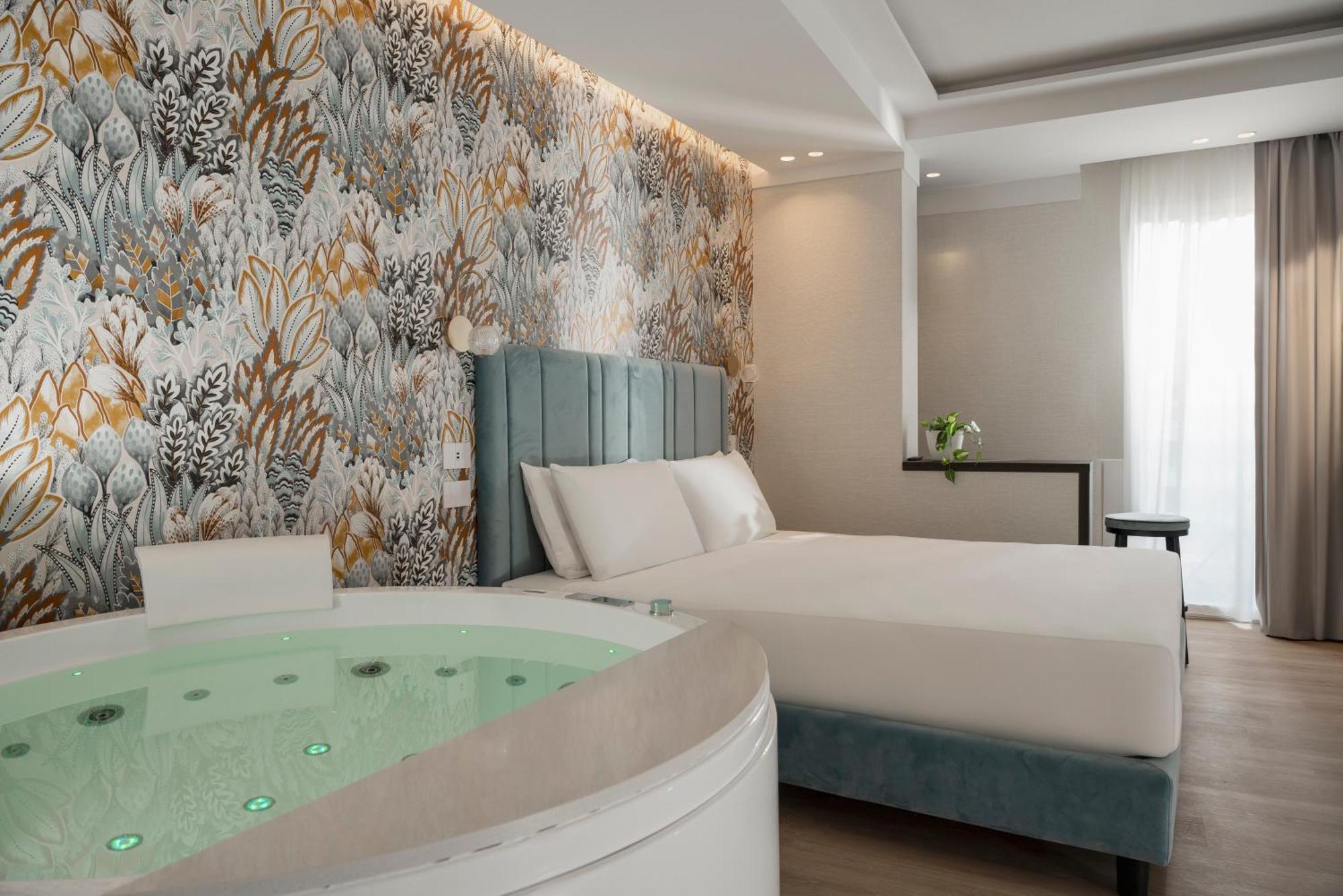 Junior Suite Balcony Bathtub Sauna