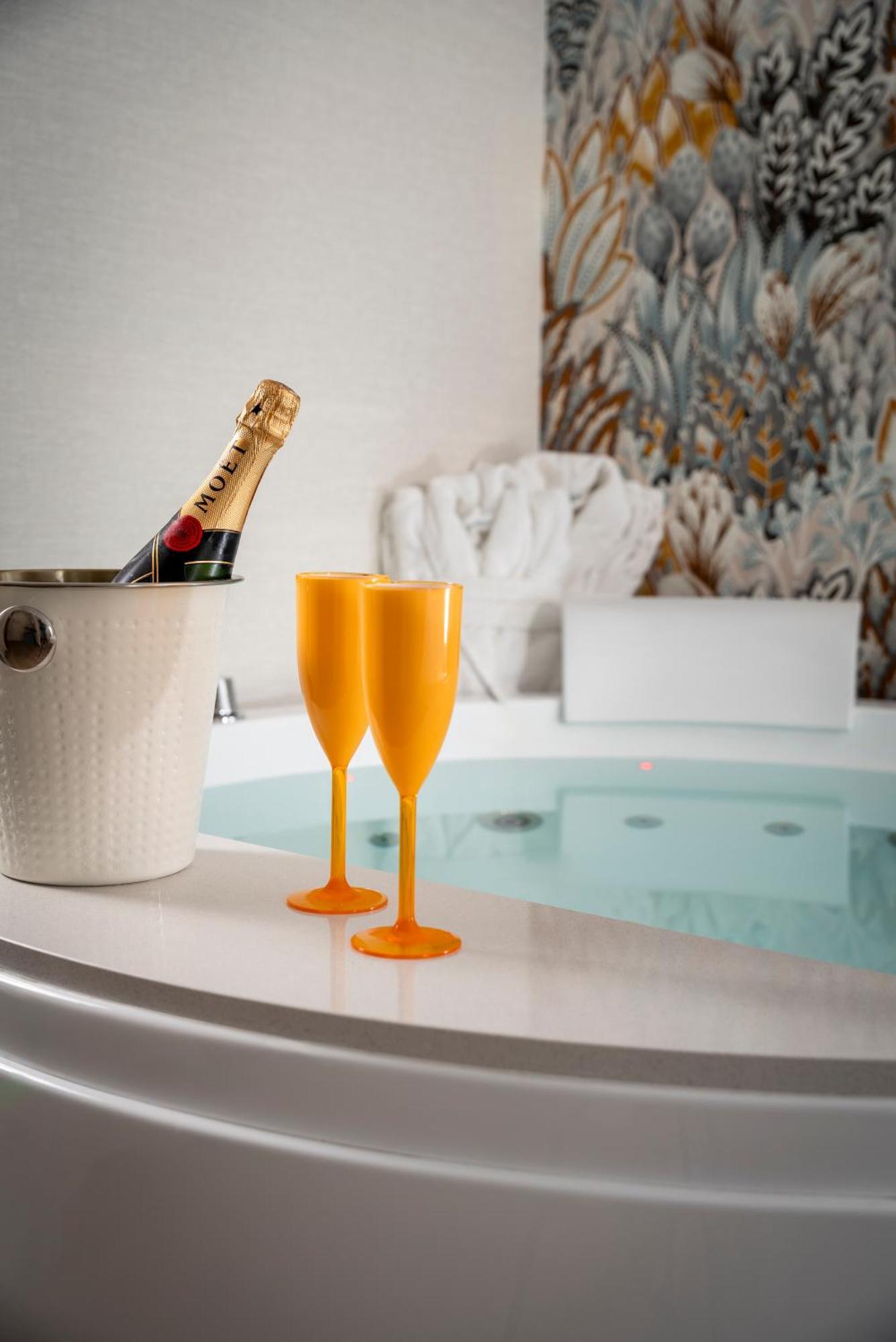 Junior Suite Balcony Bathtub Sauna