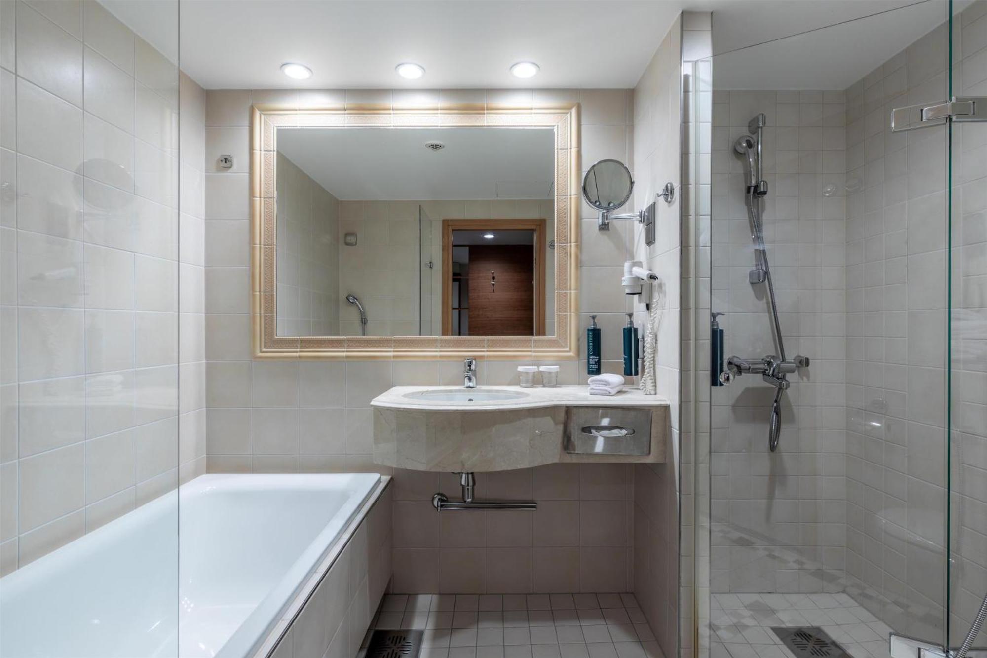 Deluxe Room Iglux Experience