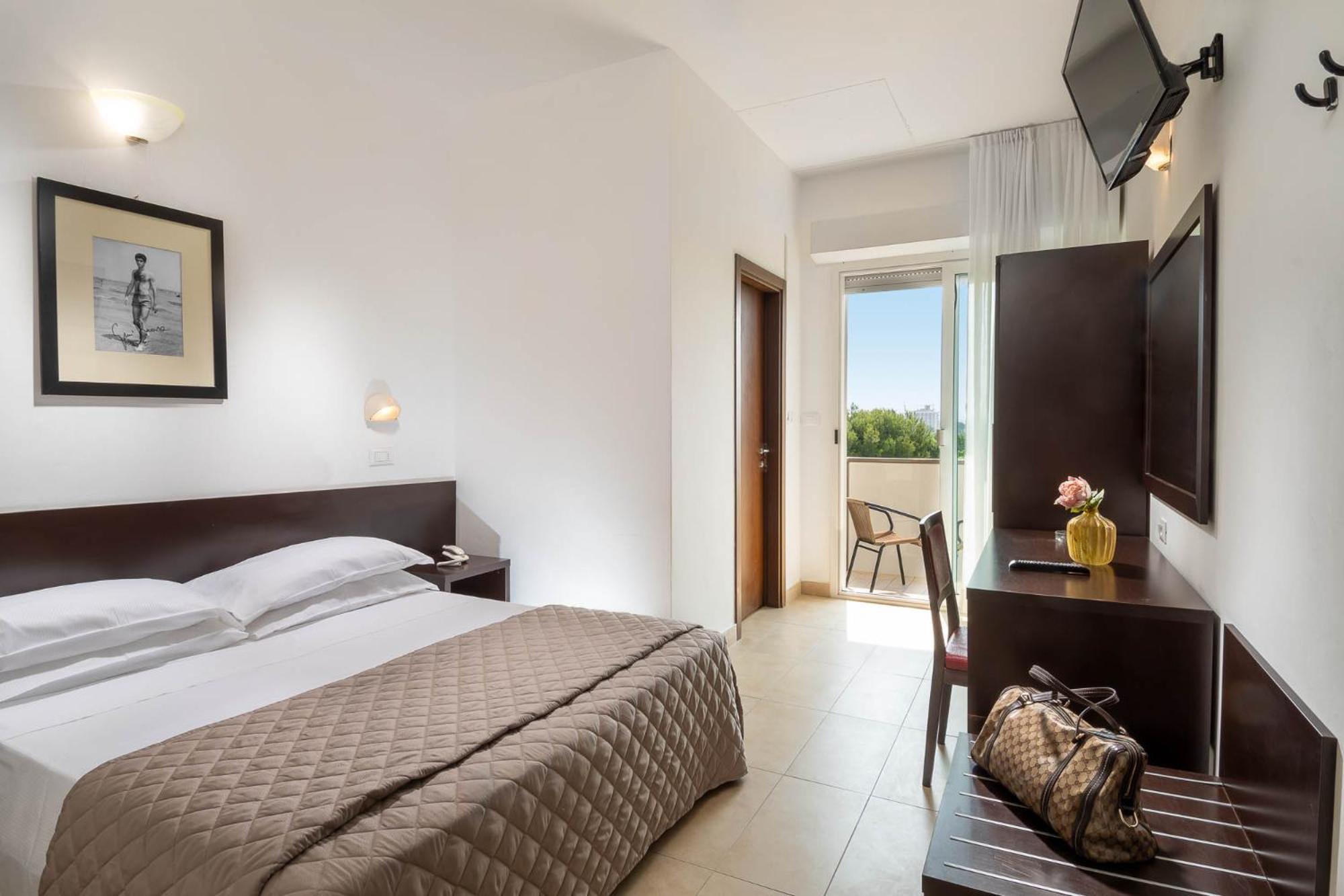Standard Double or Twin Room Balcony