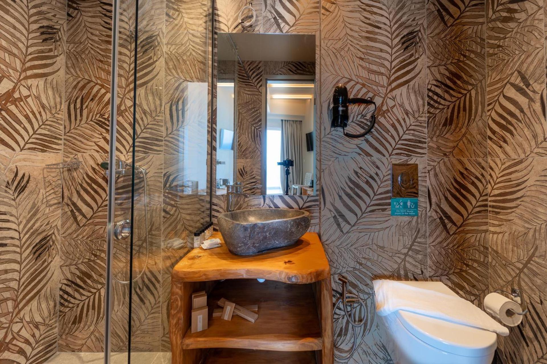 Suite Deluxe con Vista Piscina