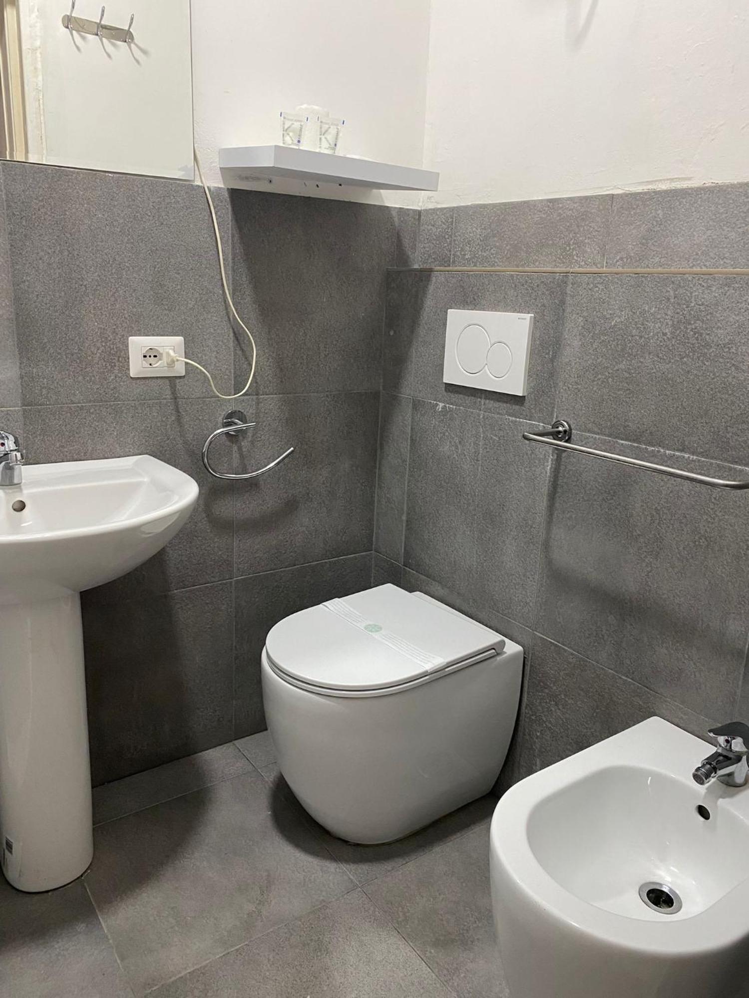 Double Room Private Bathroom