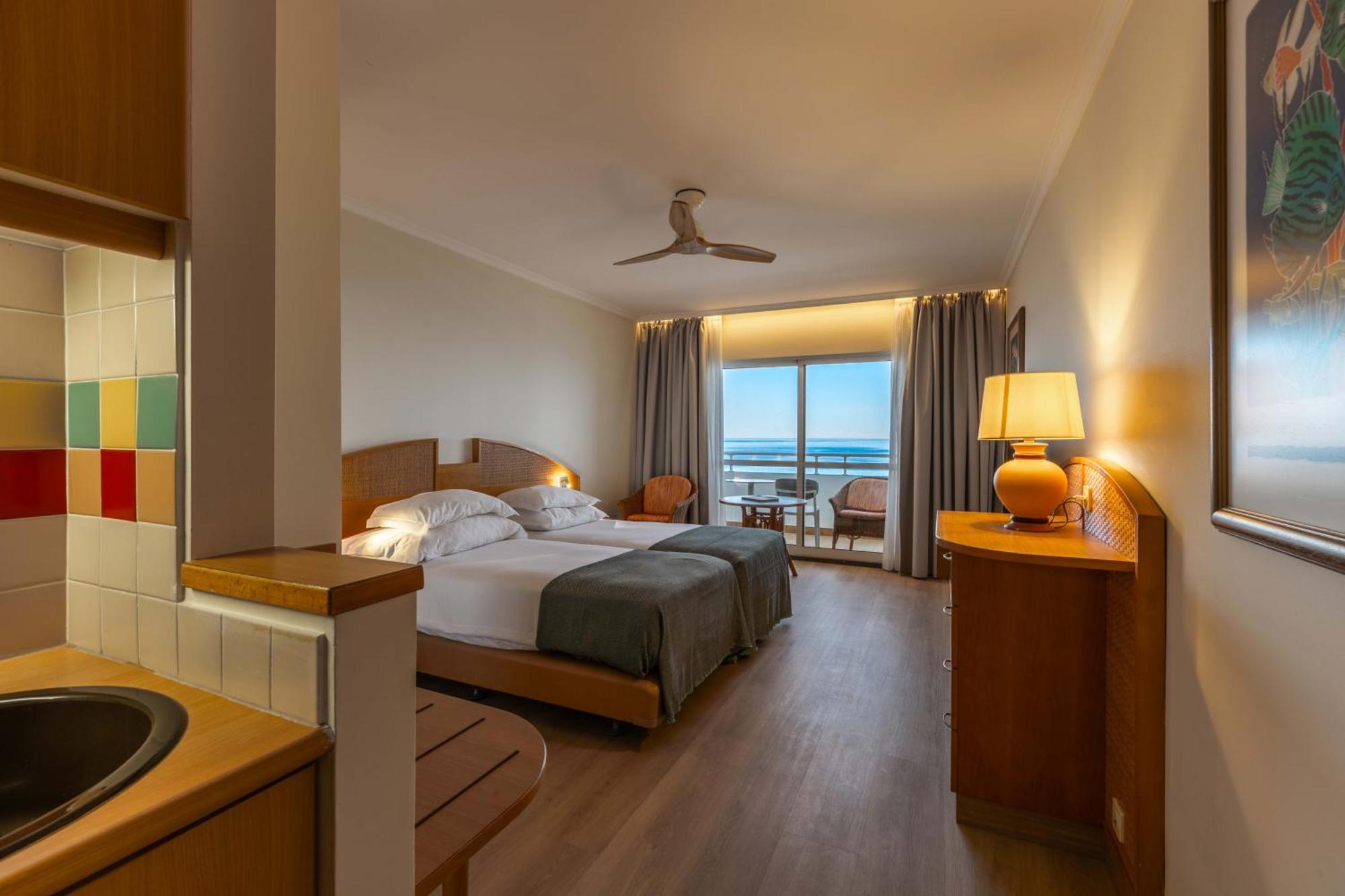 Classic Sea View
