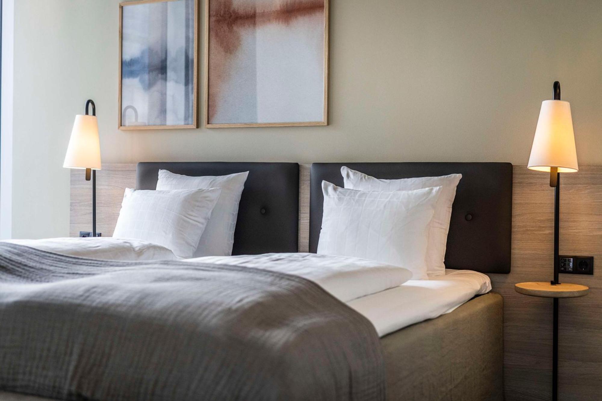 Executive Suite Wellness pool access