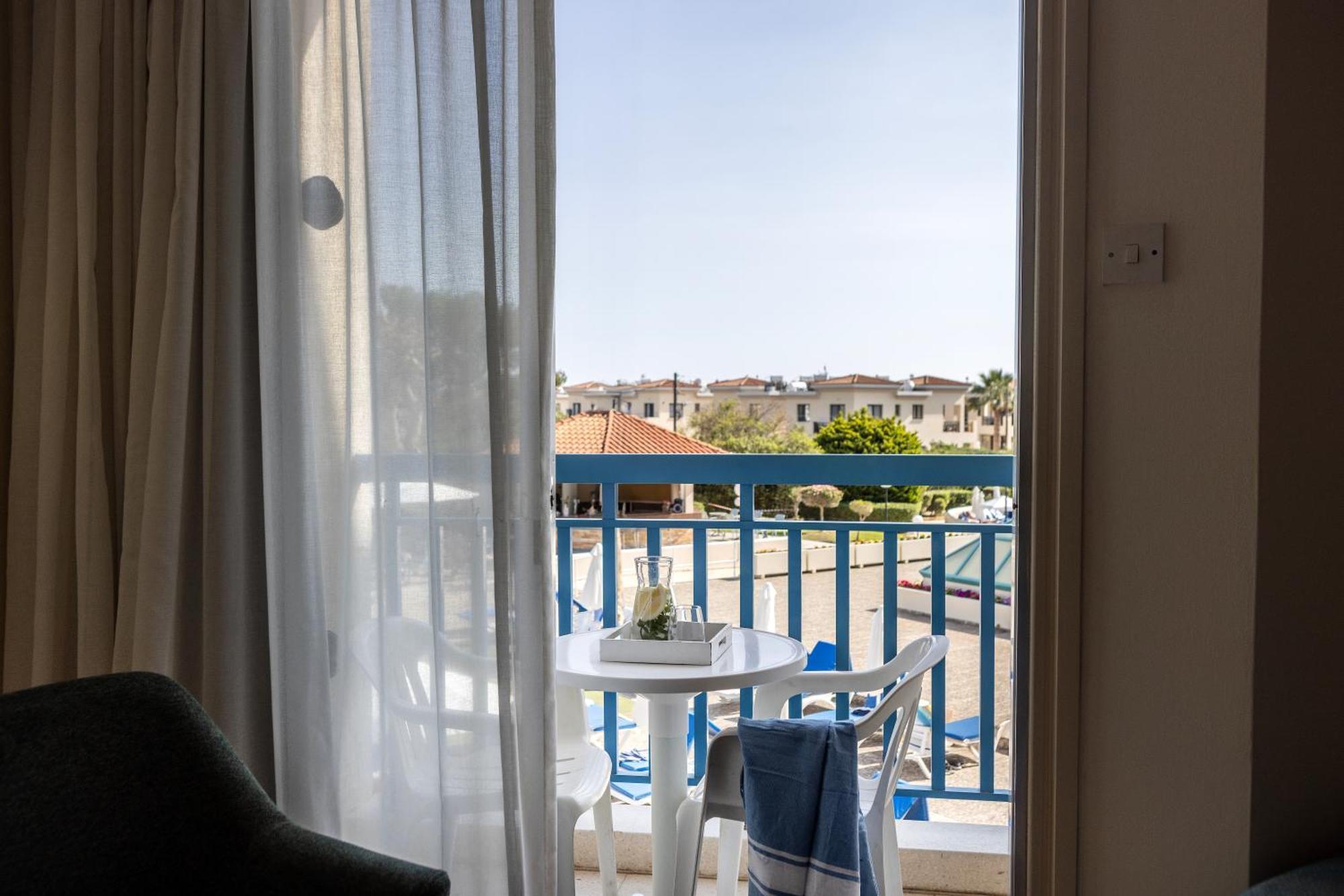 Single Room Pool View