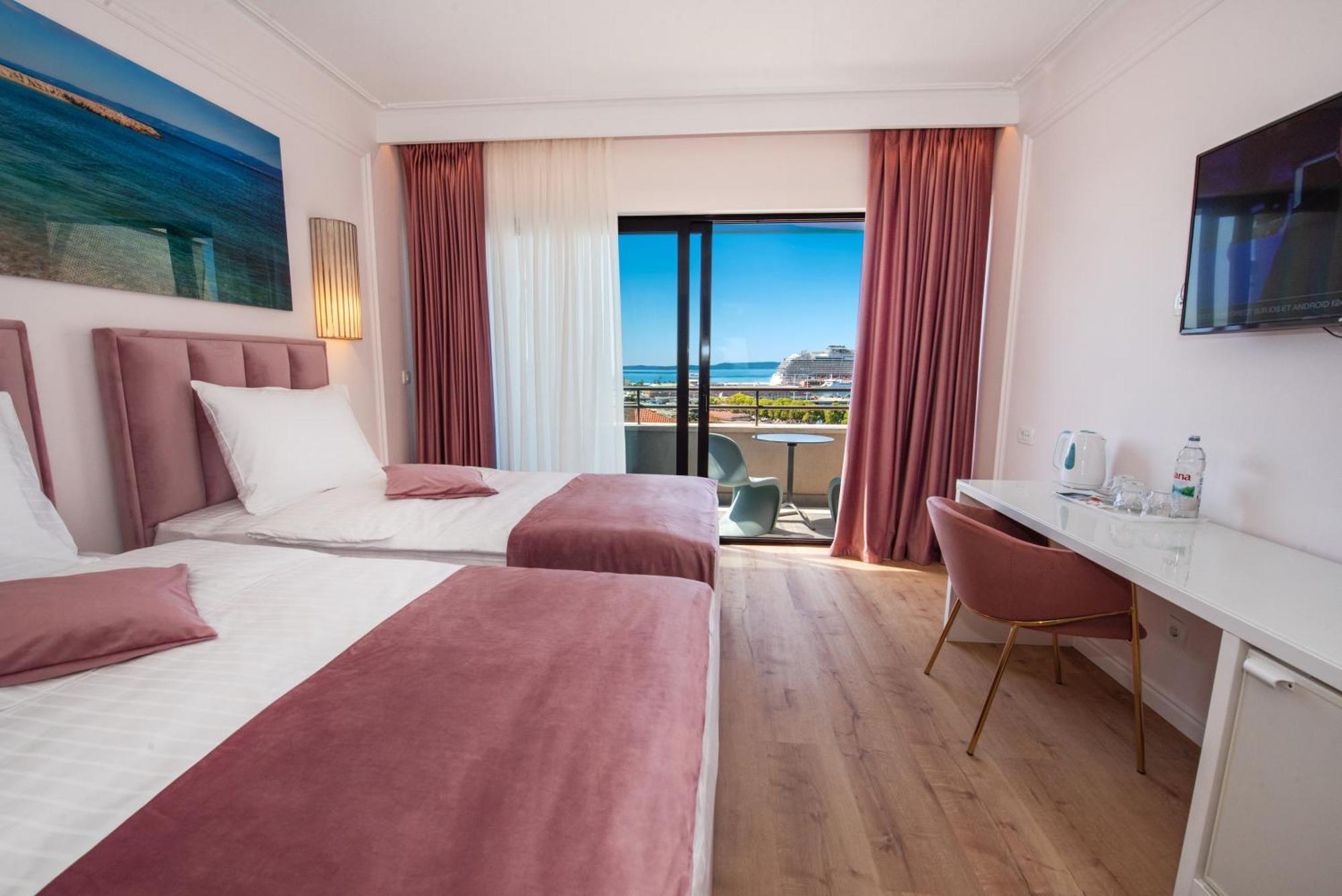 Superior Double or Twin Room Sea View Balcony