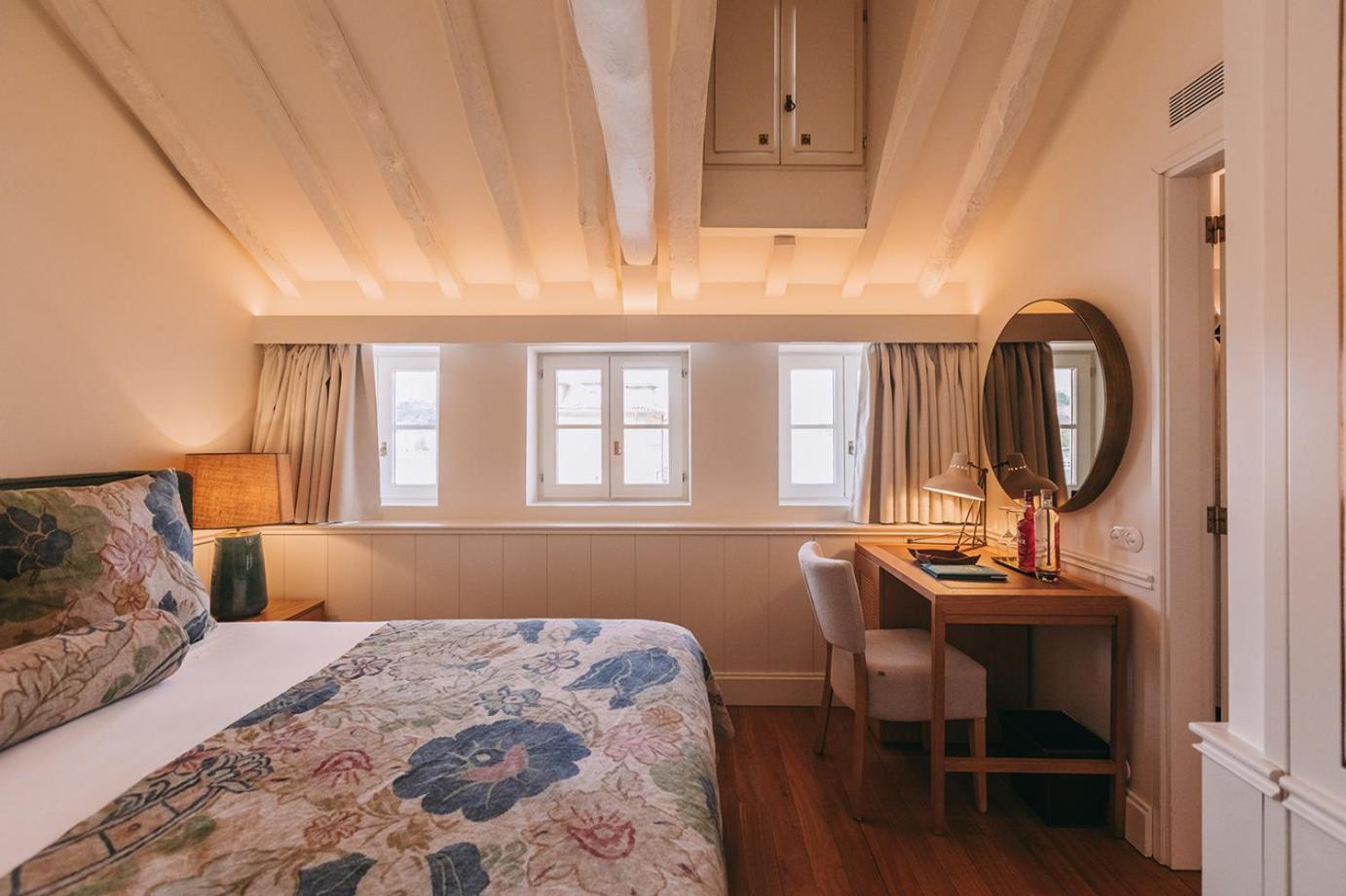 Deluxe Double Room City View