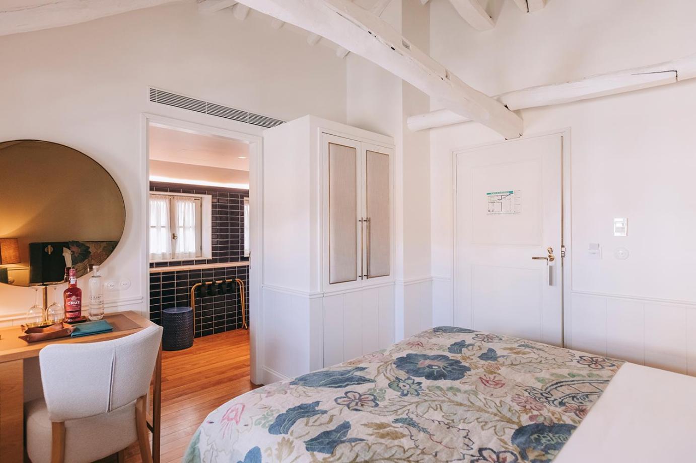 Deluxe Double Room City View