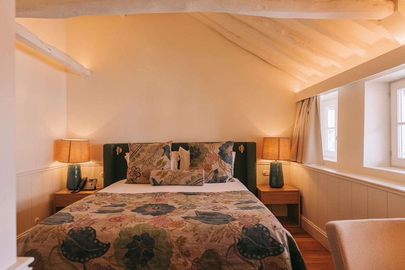 Deluxe Double Room City View