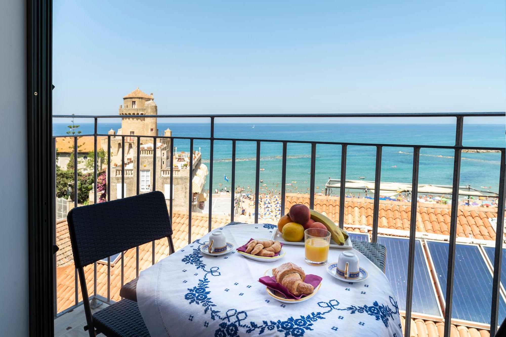 Double Room Sea View