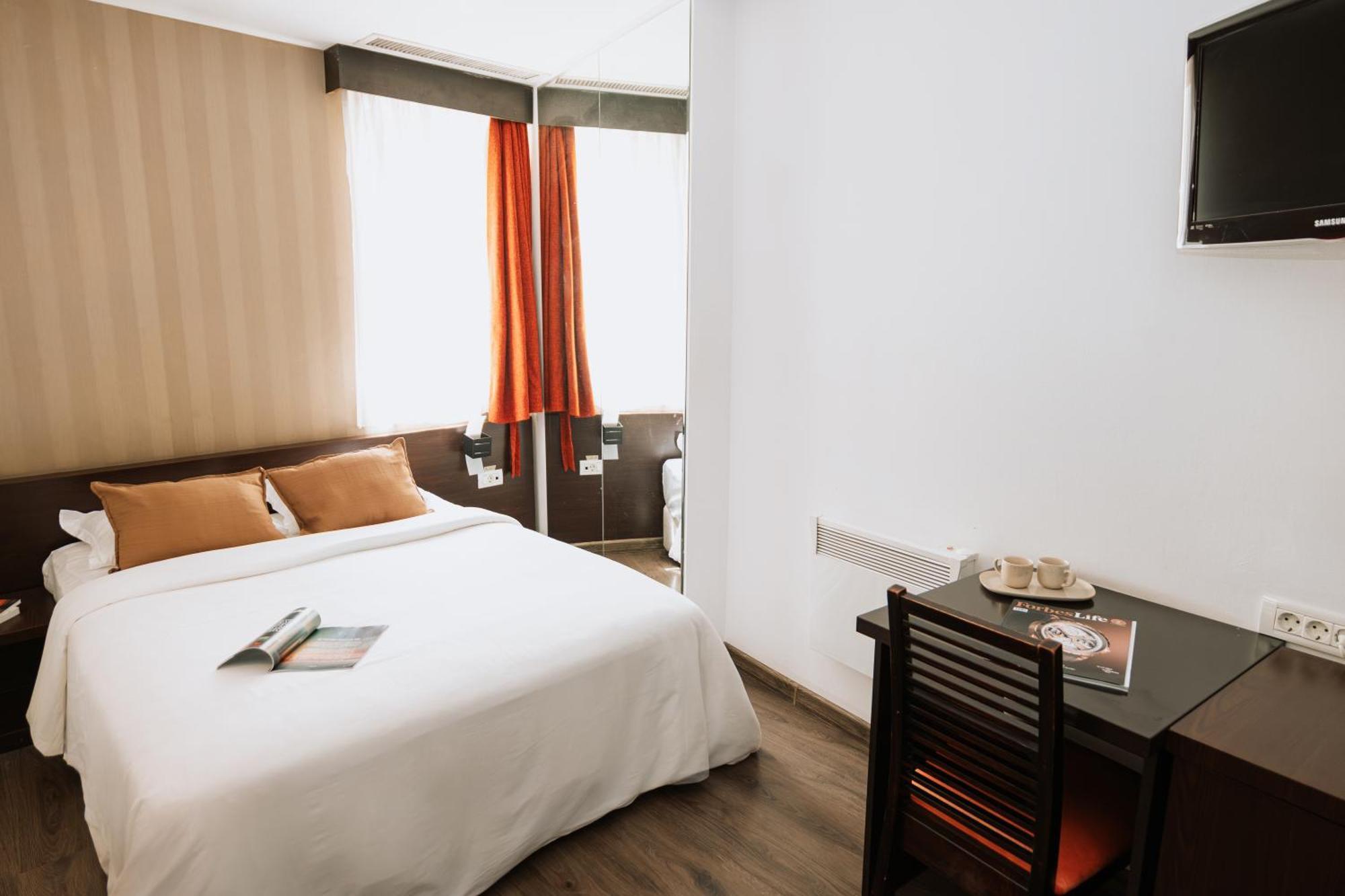 Classic Double Room
