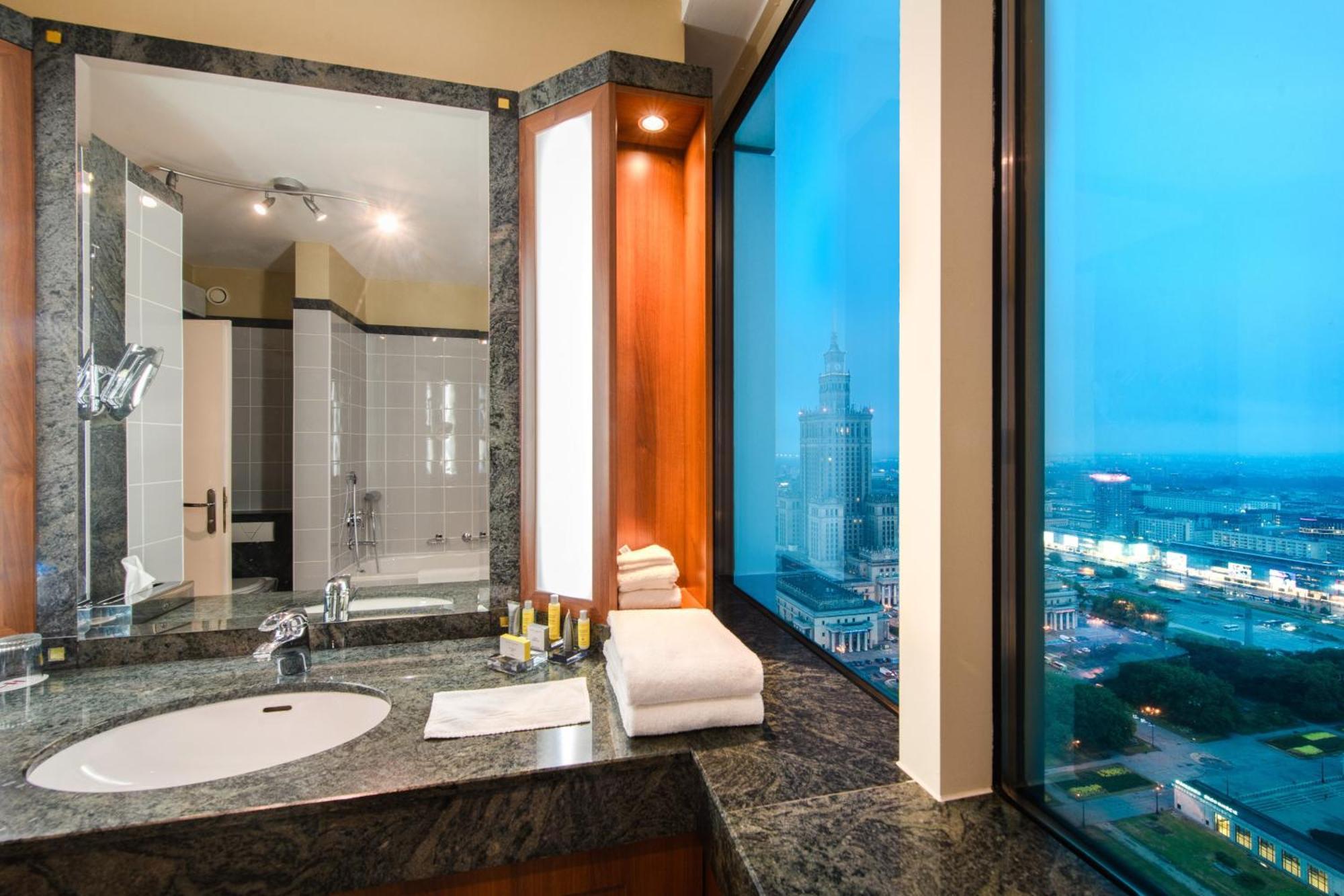 Suite Club Lounge Access