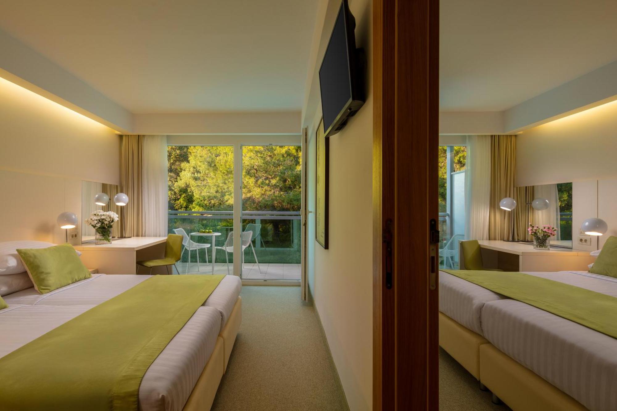 Standard Family Room Extra Bed Balcony
