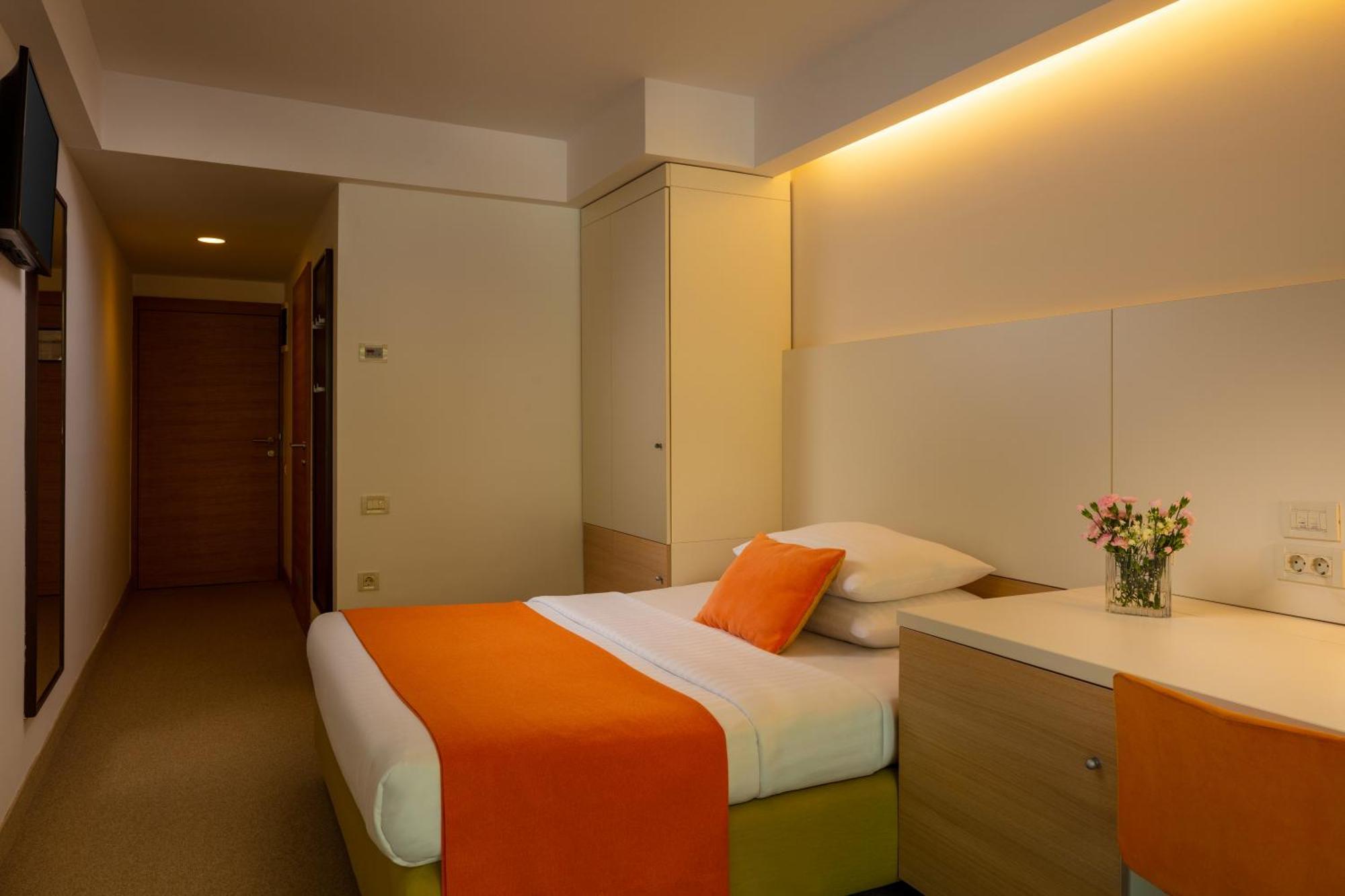 Economy Accessible Double room Balcony