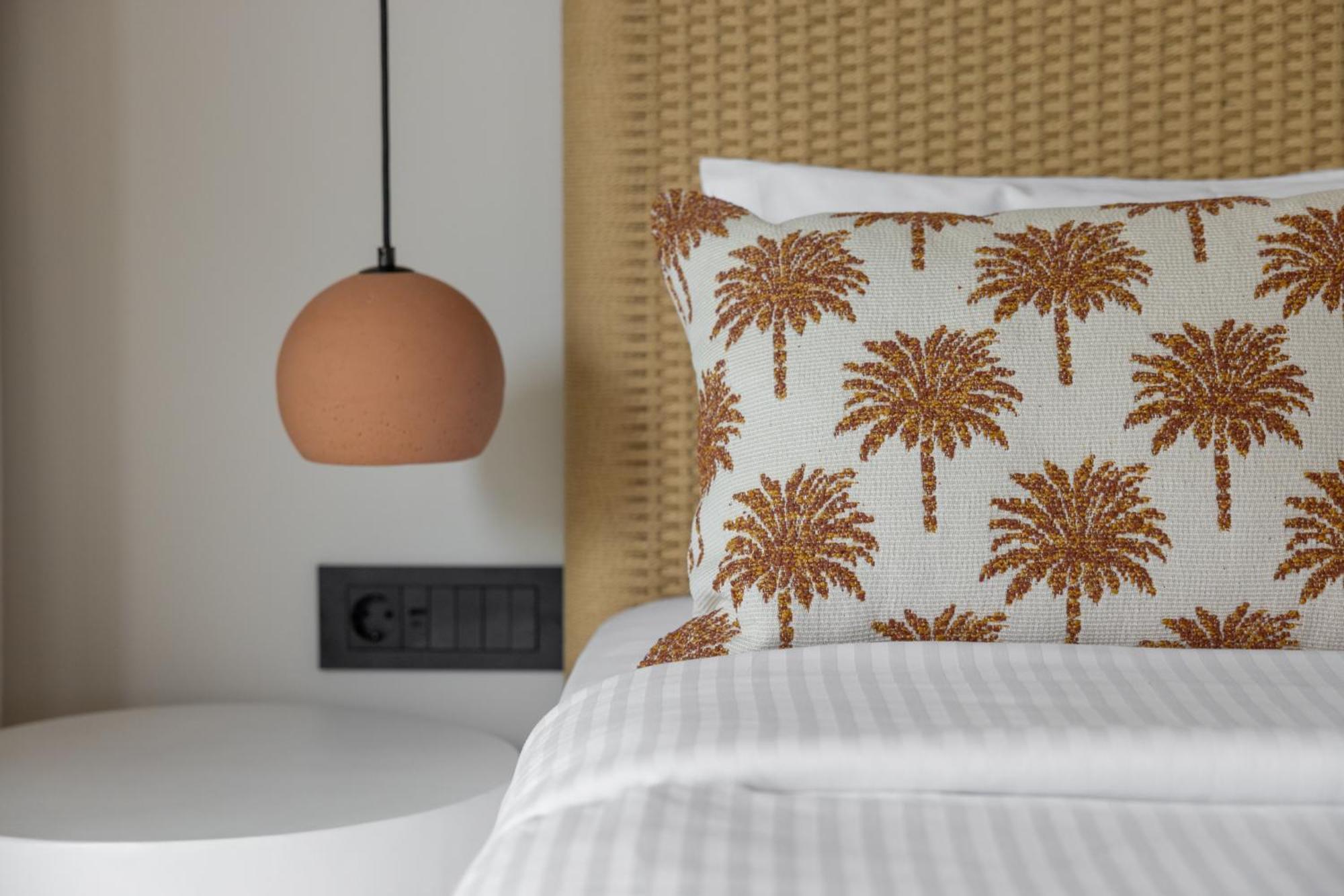 Premium Double Room with Sharing Pool and Sea View