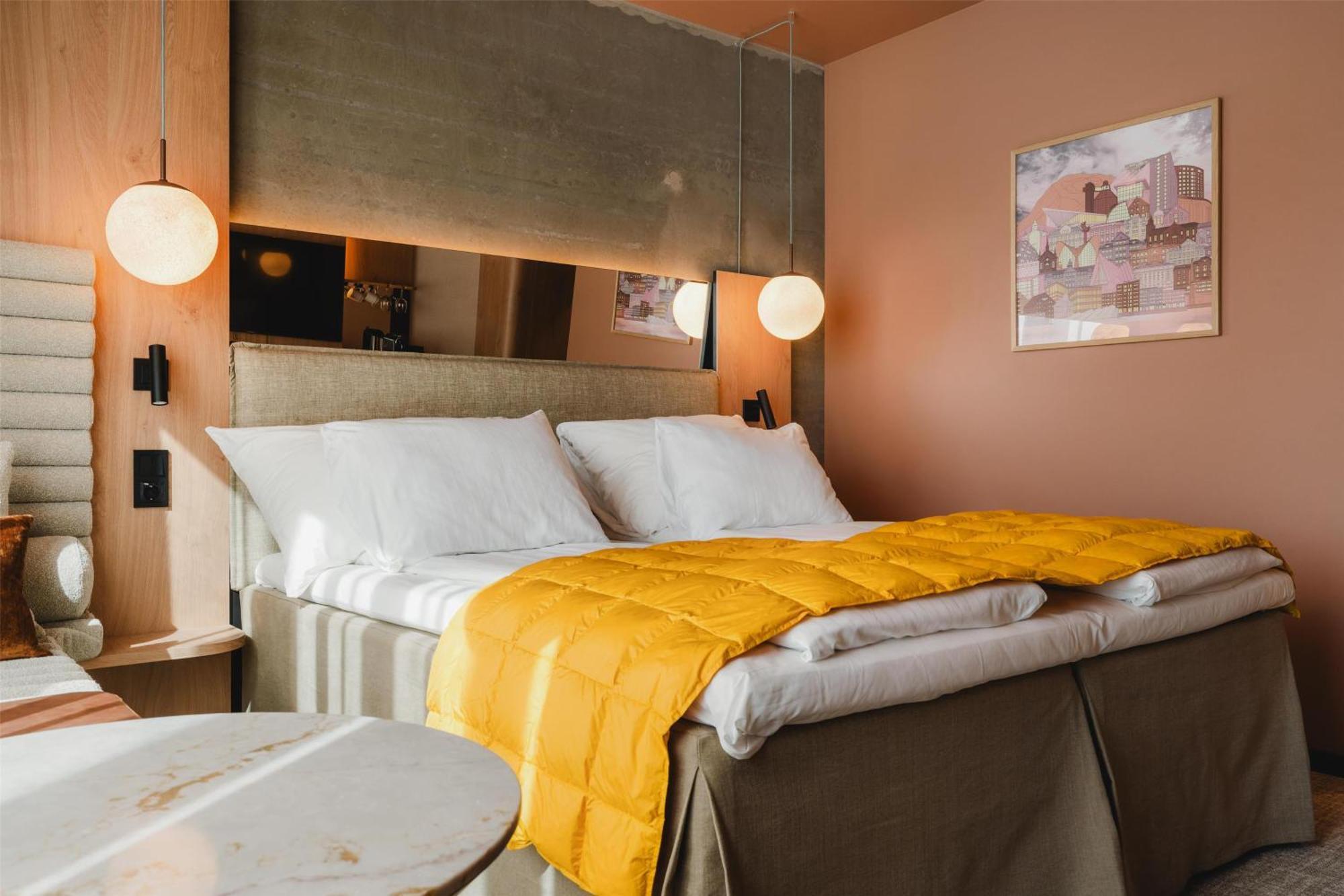 Standard King Room
