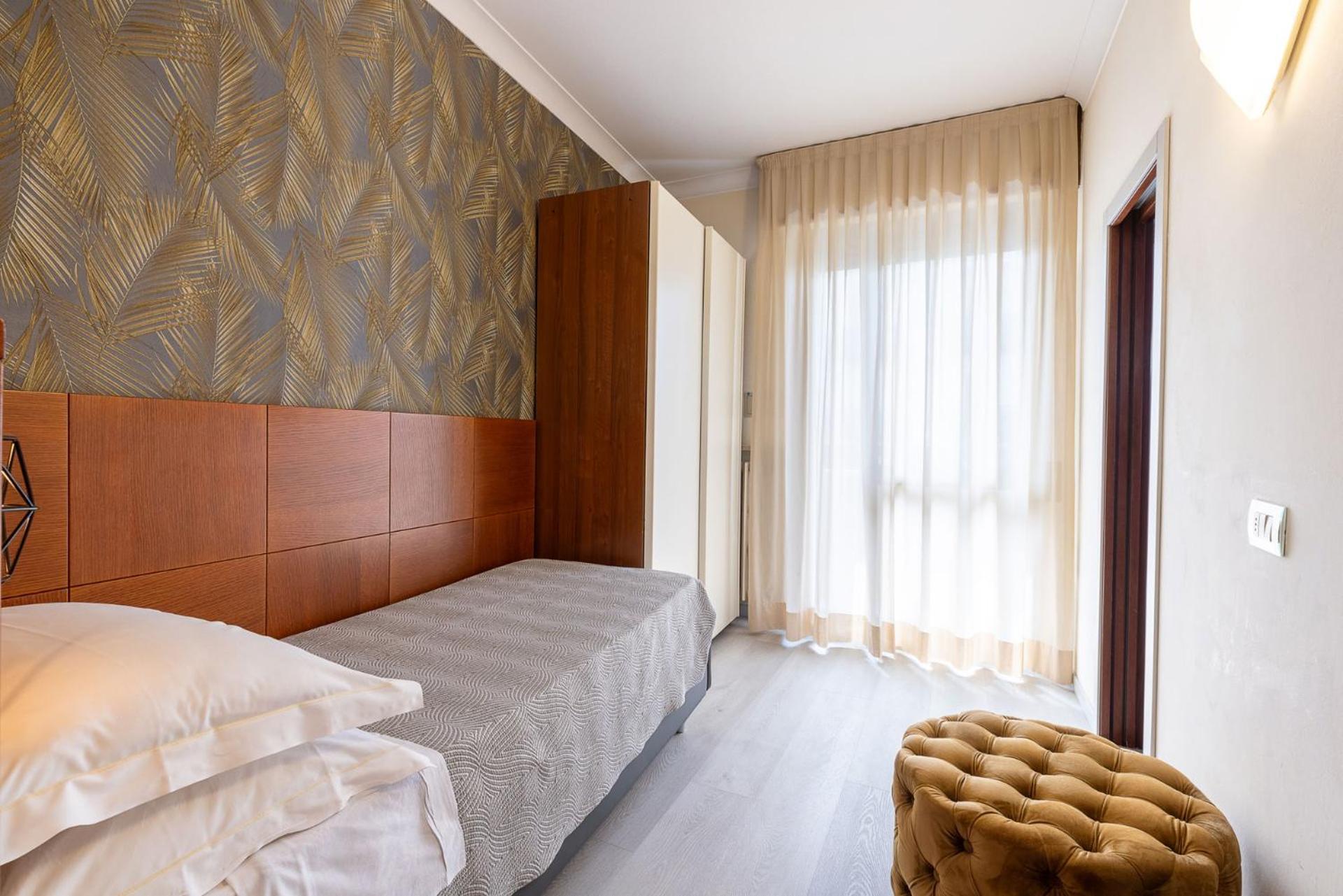Single Room Balcony