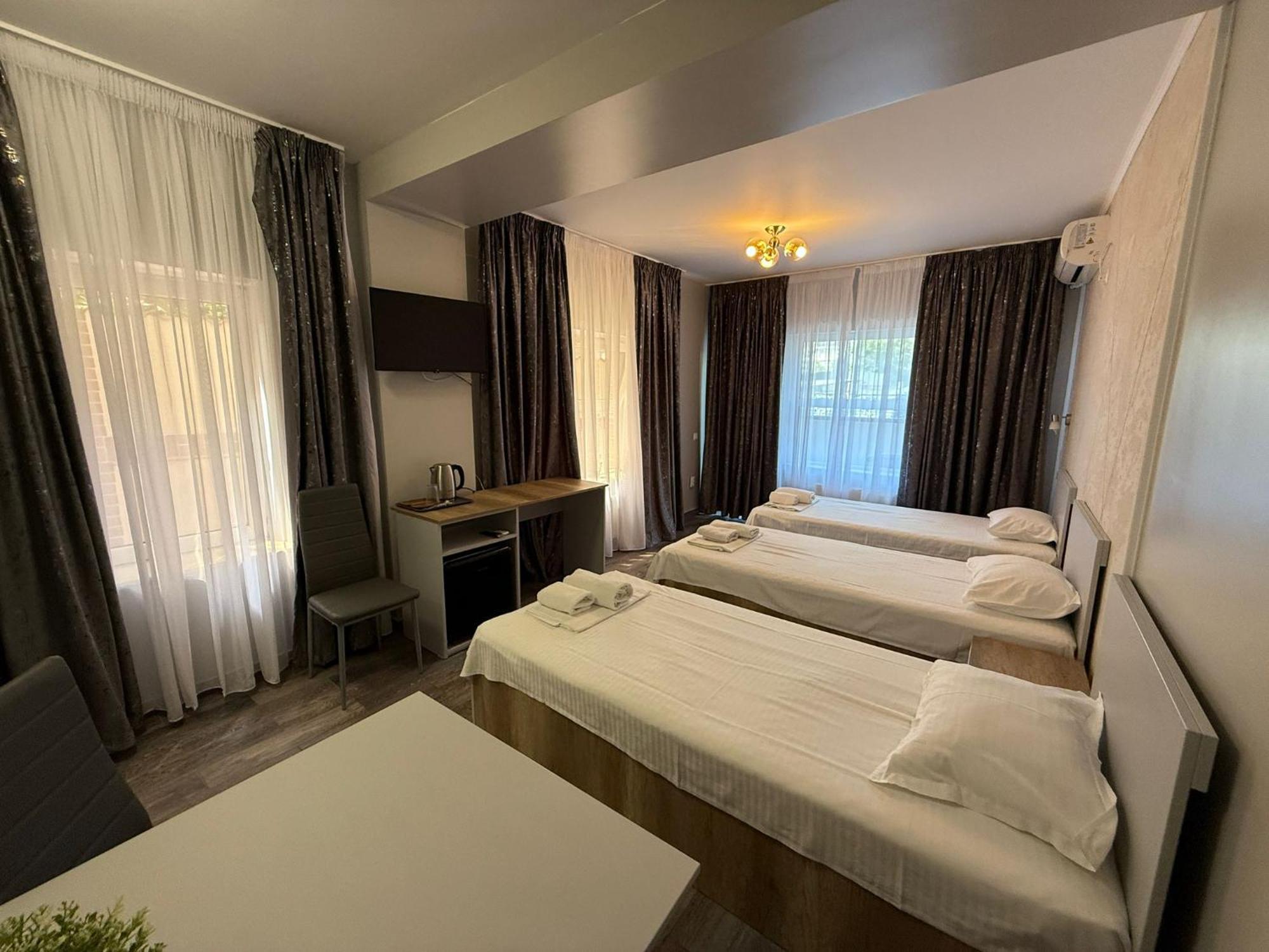 Luxury Triple Room