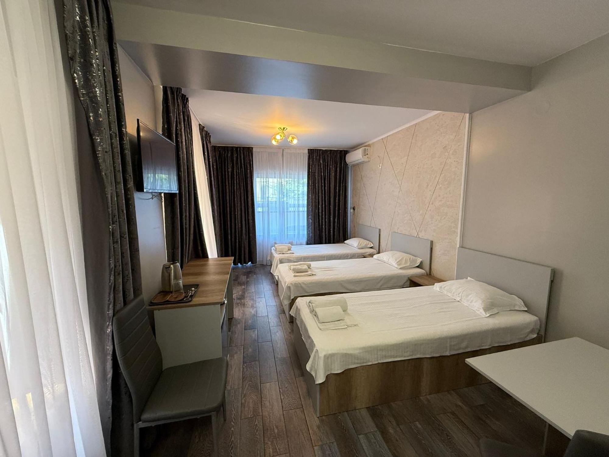 Luxury Triple Room