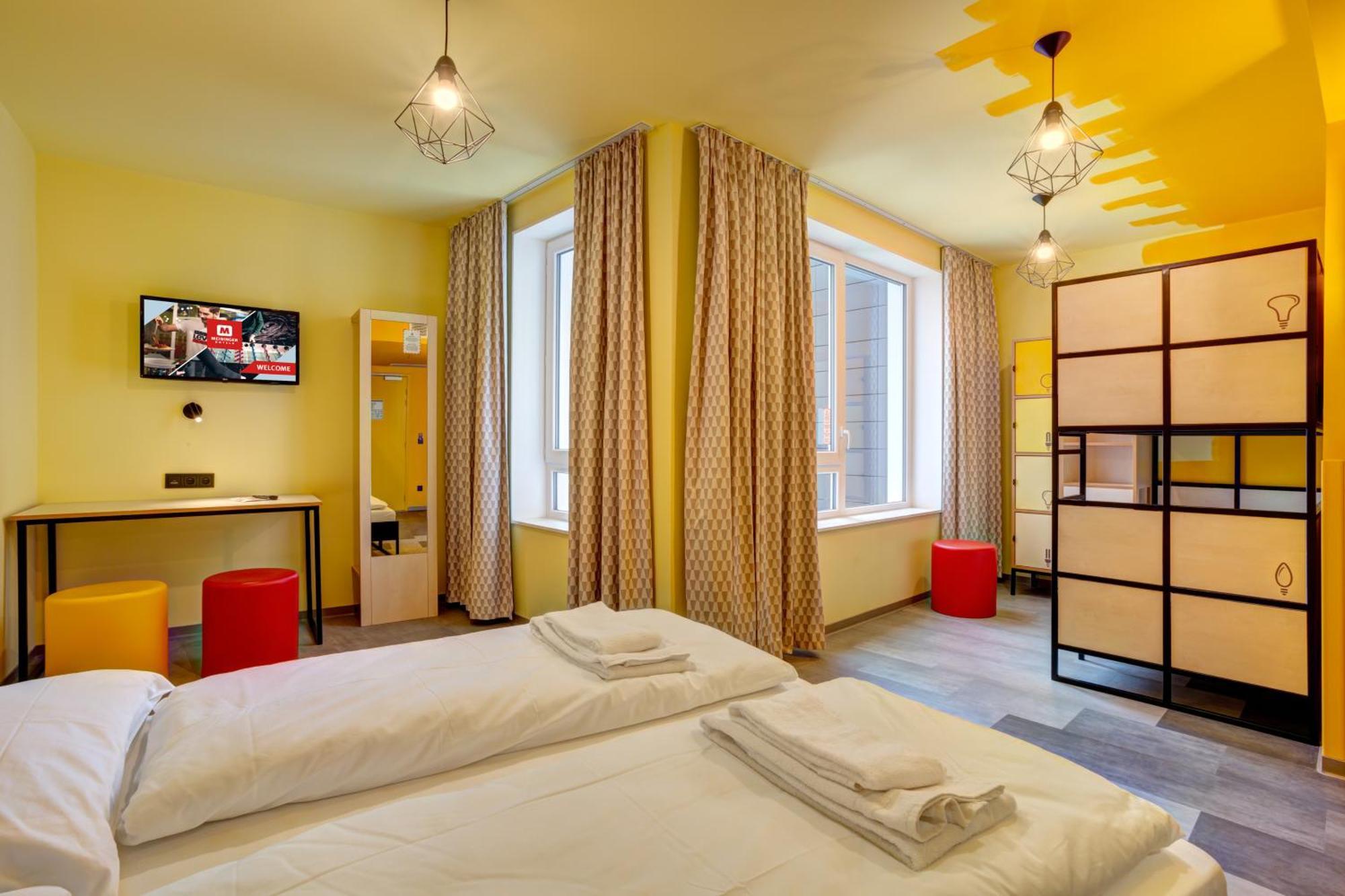 5-Bed Room