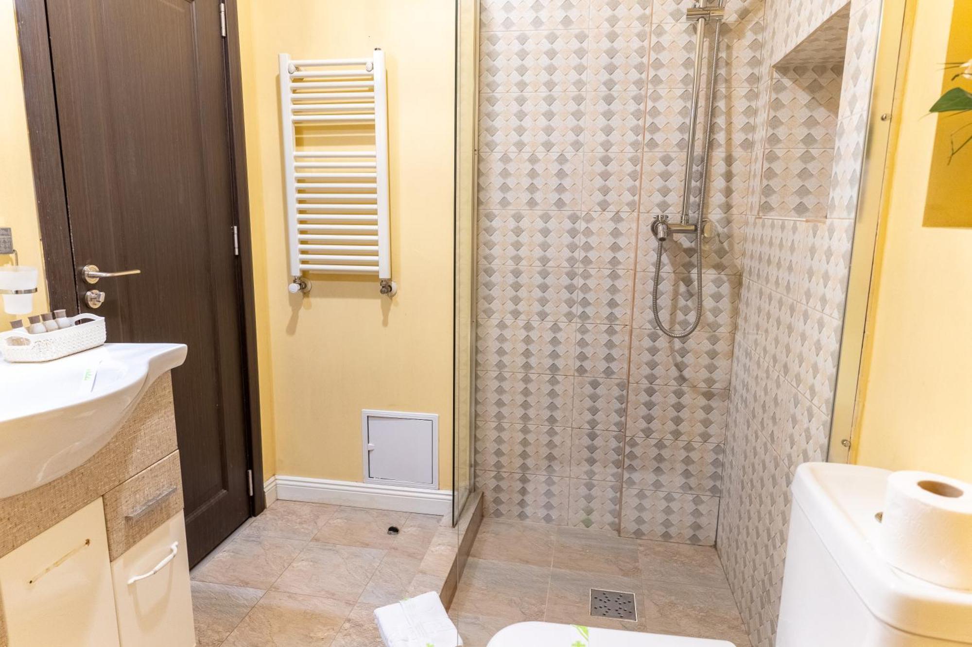 Economy Twin Room
