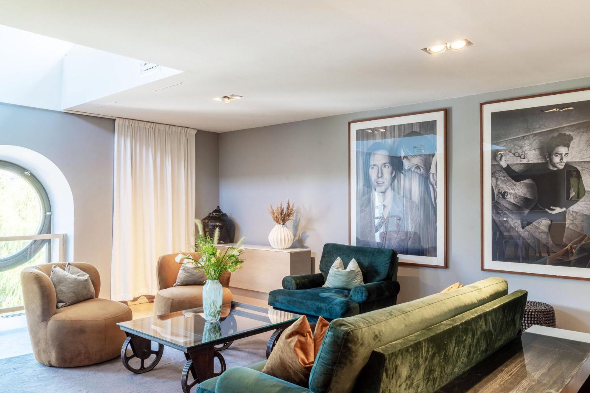 Super Suite