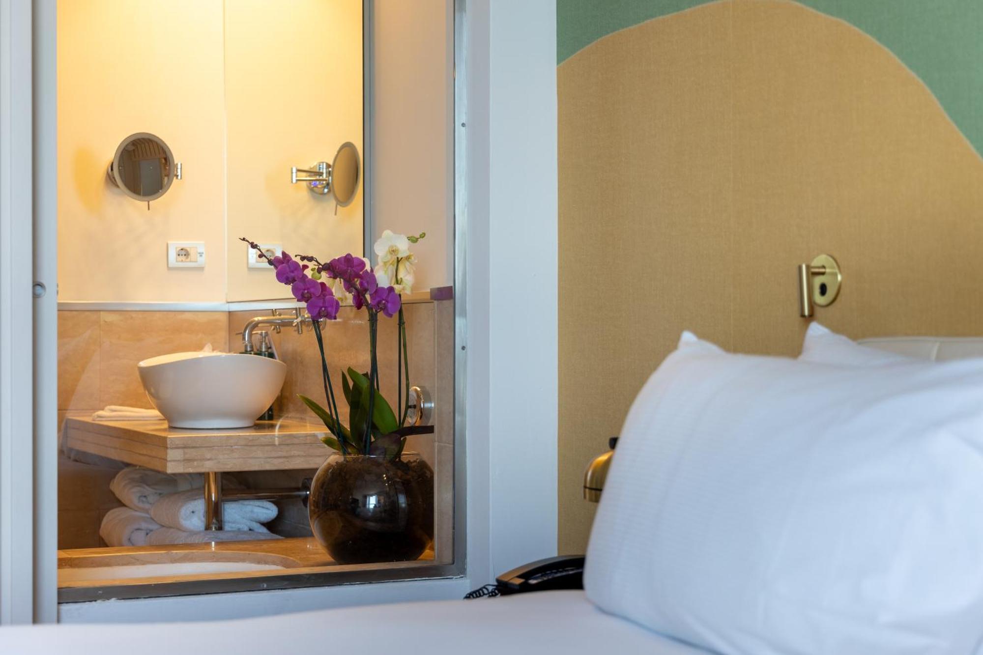 Twin Room City View