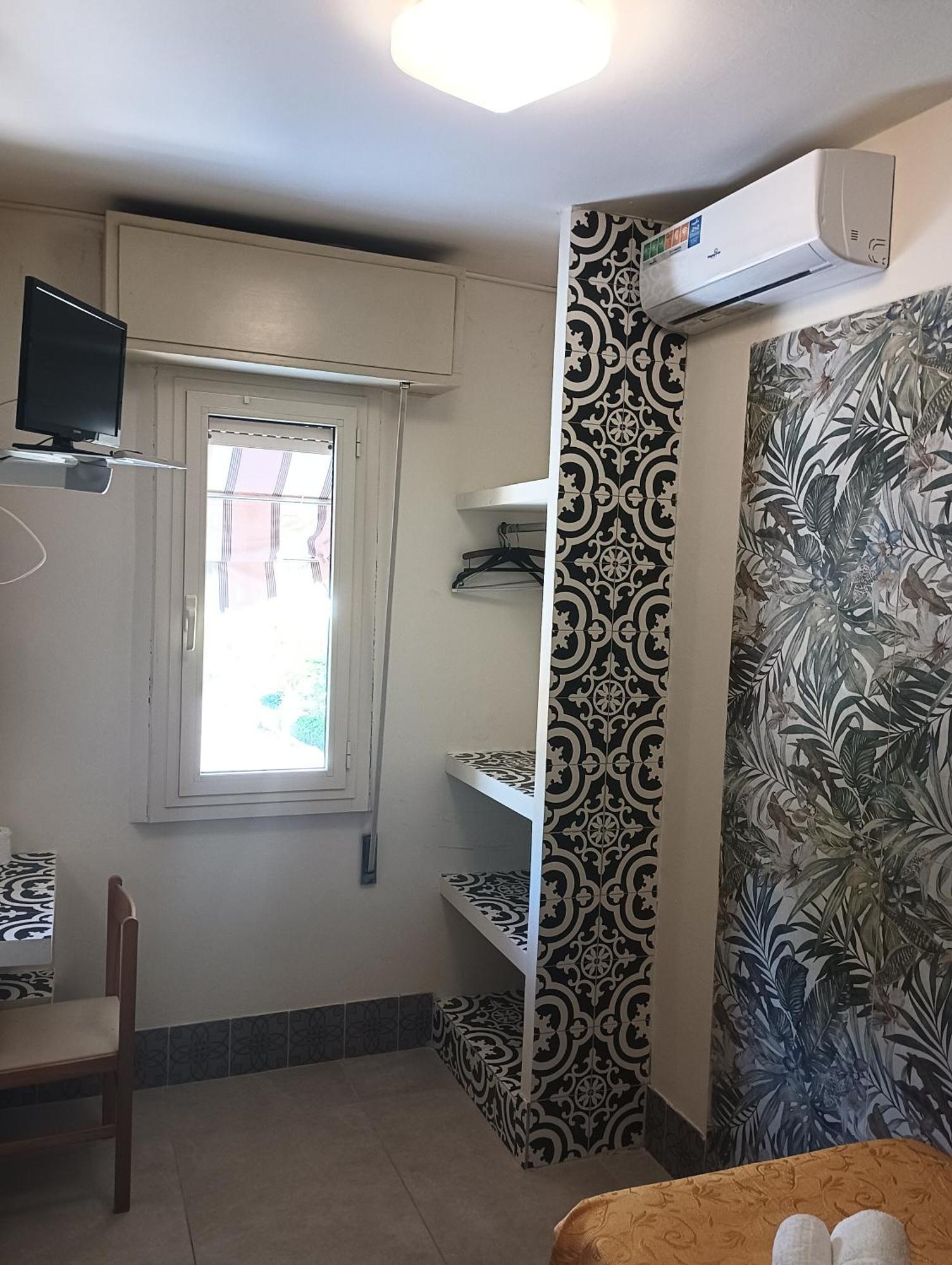 Single Room,1695571922:JPEG