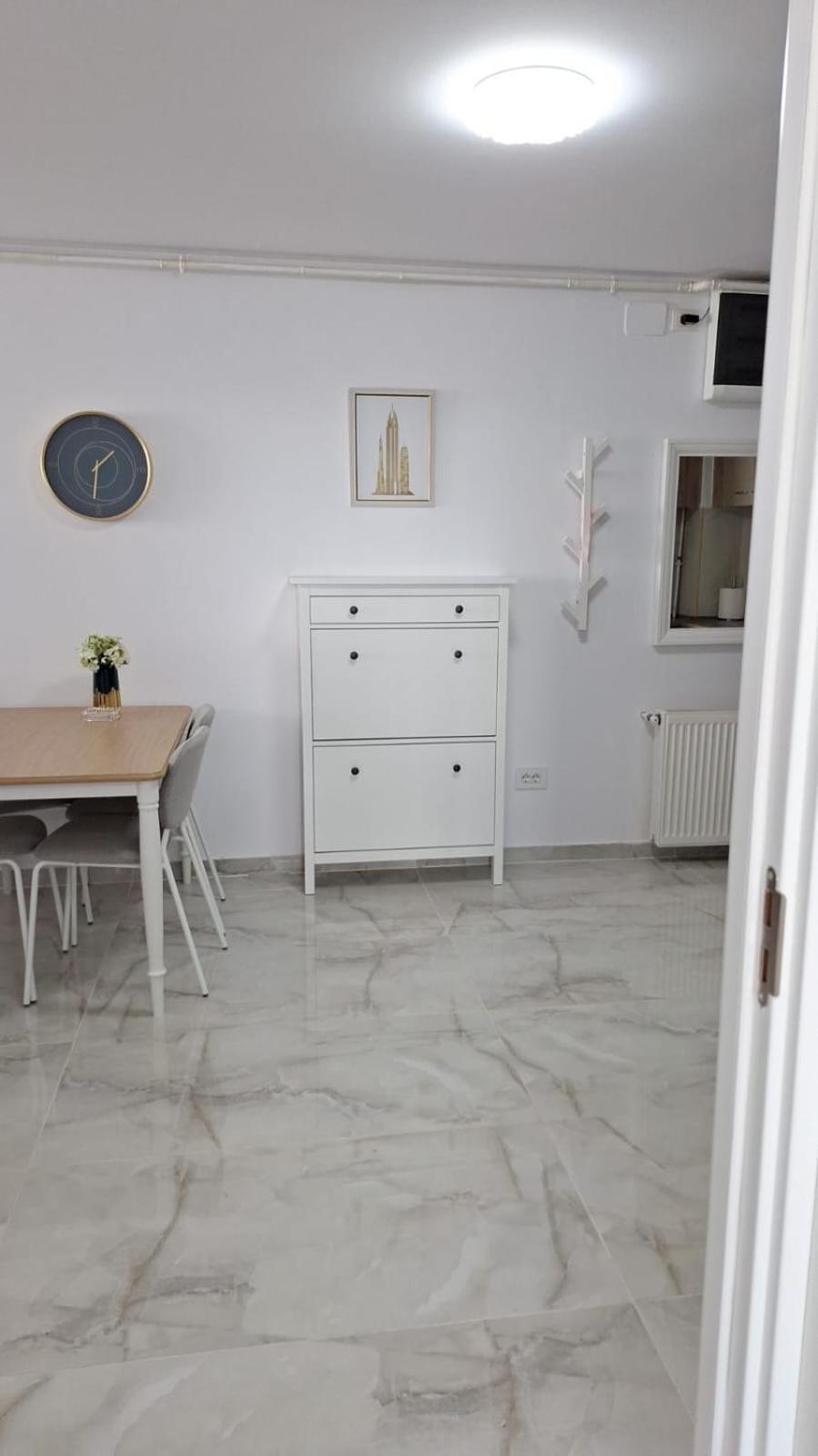Two-Bedroom Deluxe Apartment