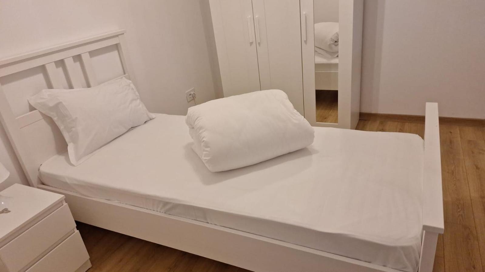 Two-Bedroom Deluxe Apartment