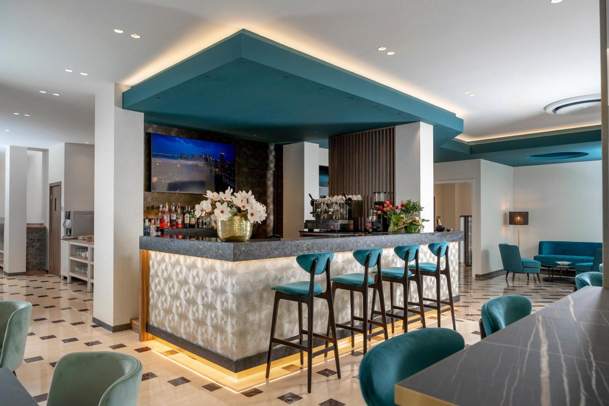 Junior Suite Balcony