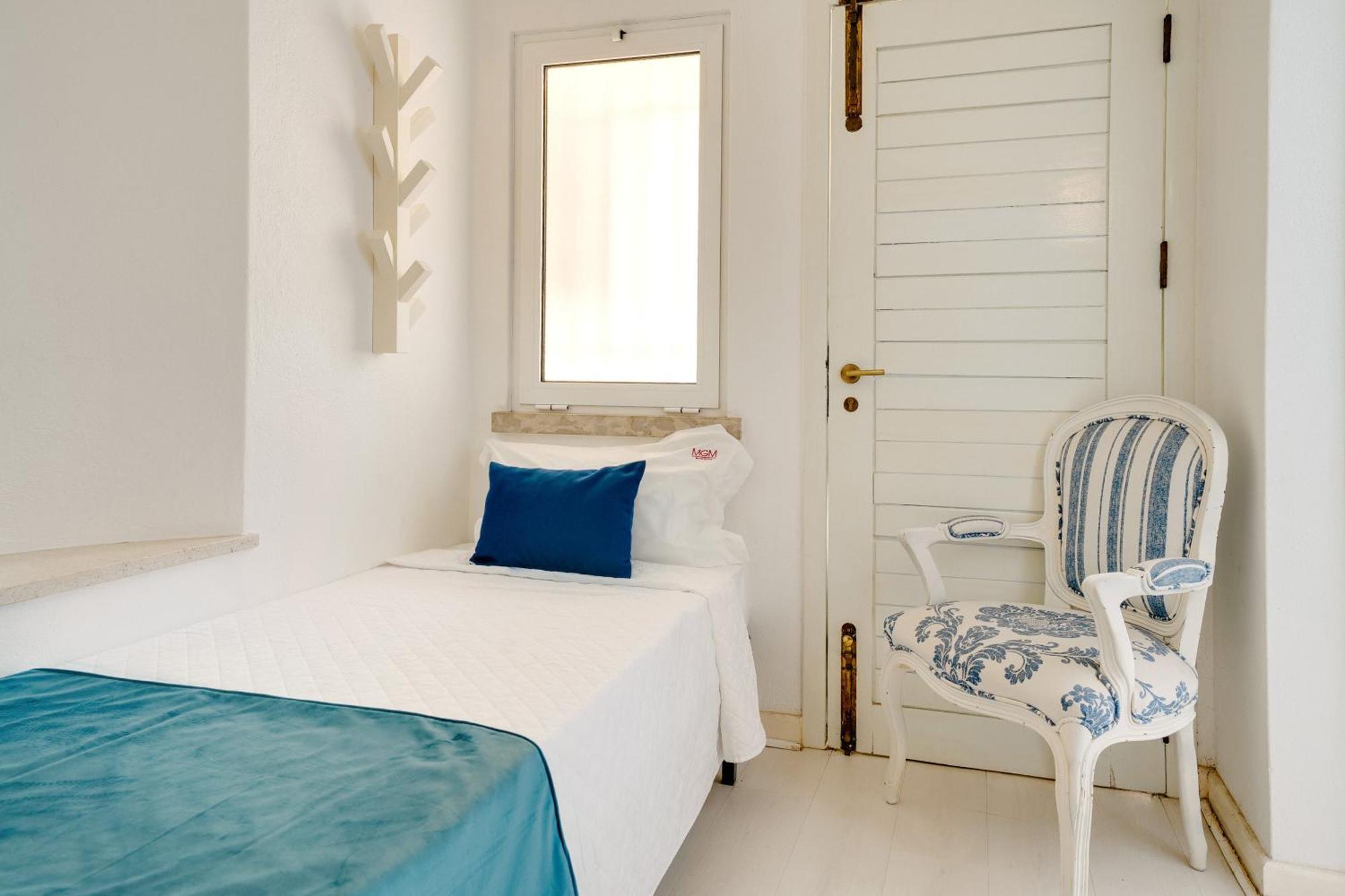 Sunrise Beach Villa 6 Bedrooms