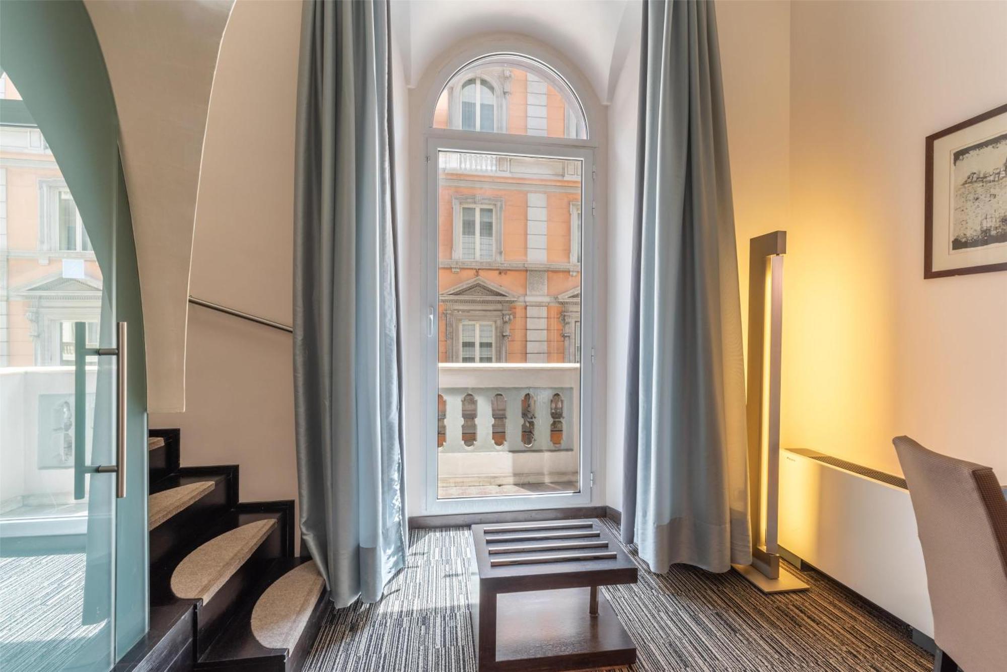 Deluxe King Room,1697792848:JPEG