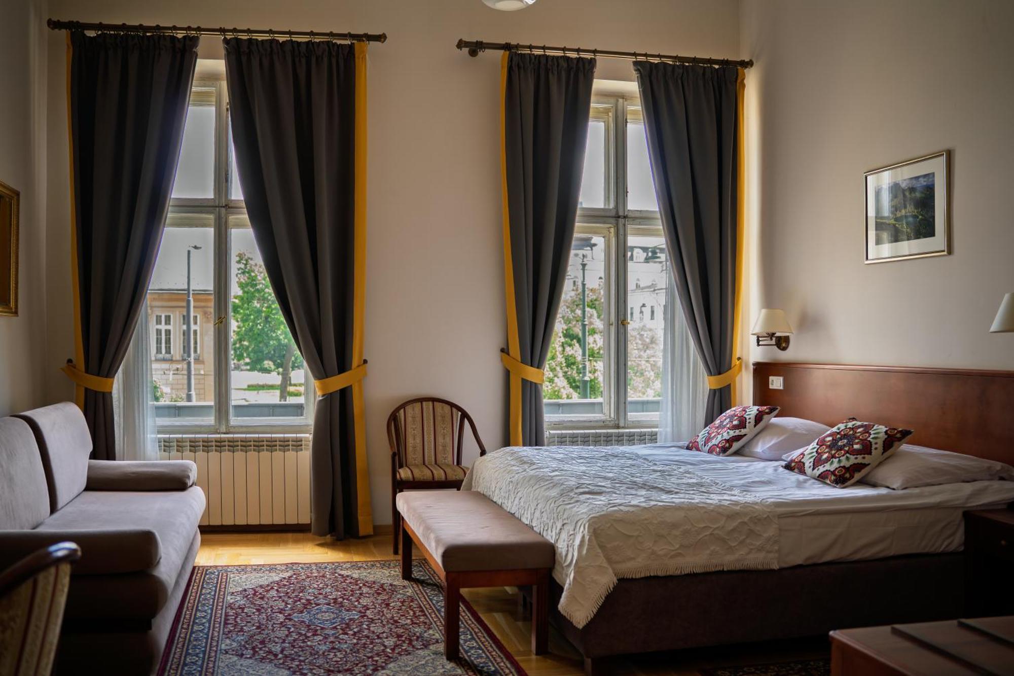 Premium Twin Room