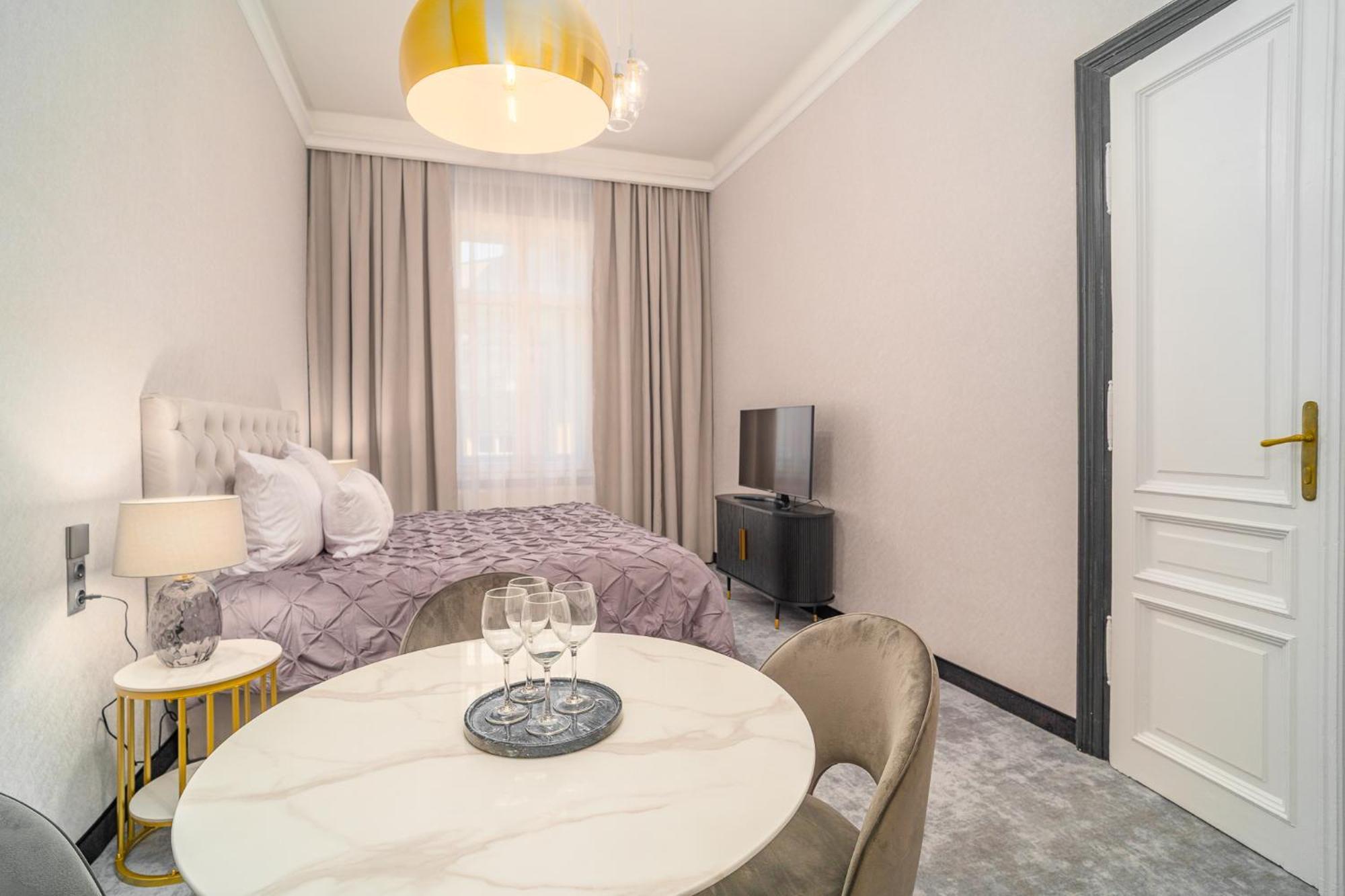 Superior Apartment
