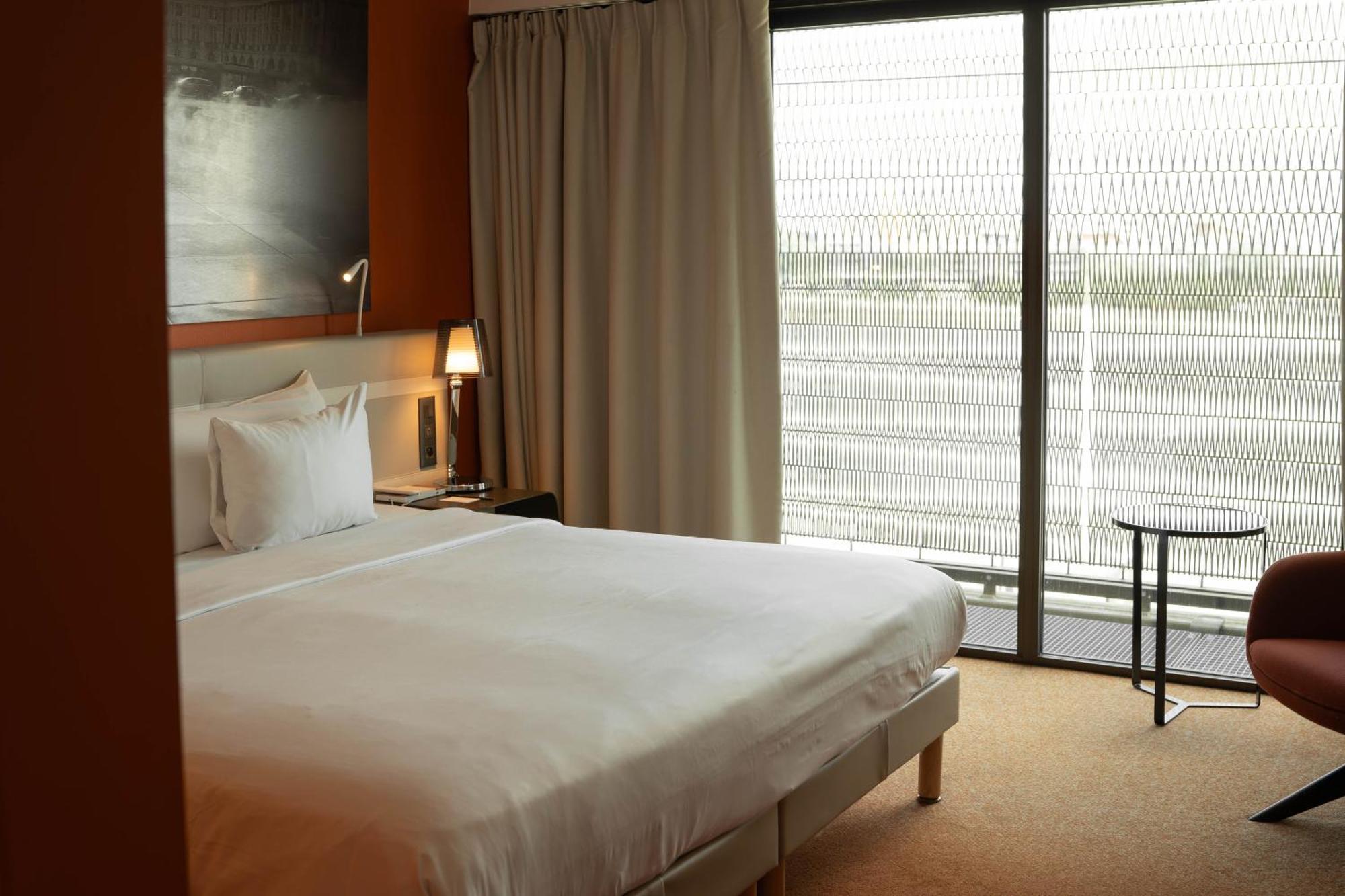 Superior Room View