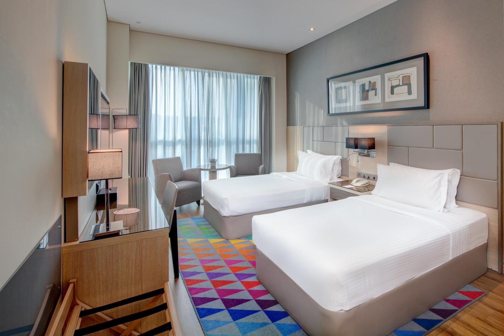 Classic Twin Room City View F&B