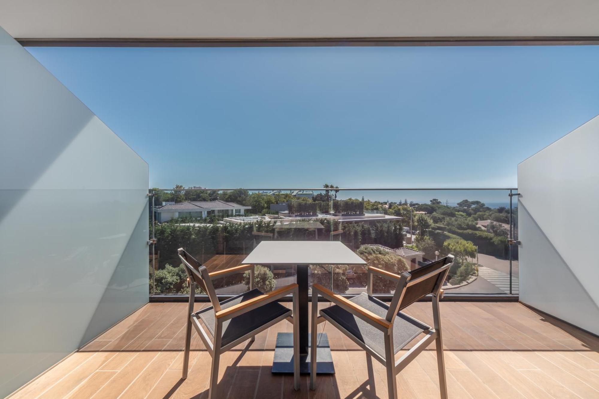 Double or Twin Room Balcony