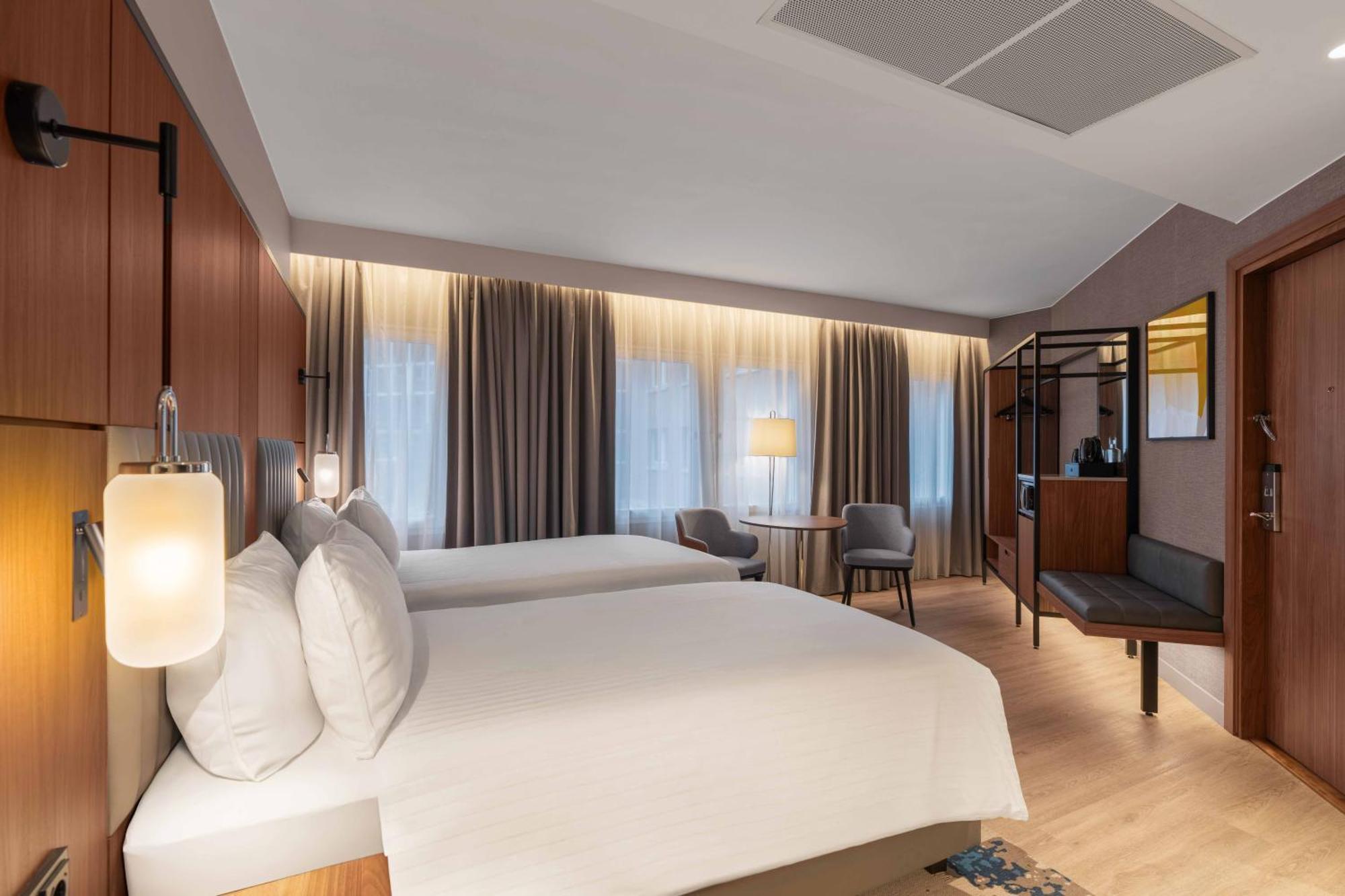 Standard Twin Room Spa Access