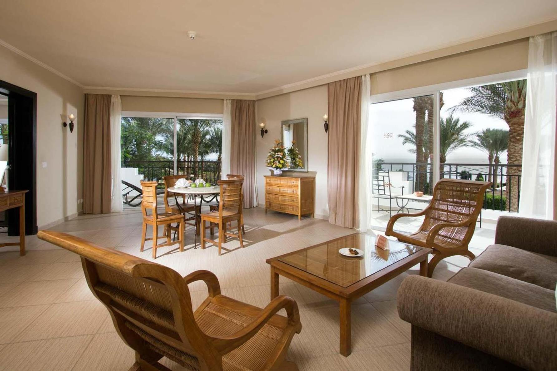 Junior Suite con Letto Queen-Size e Vista Mare