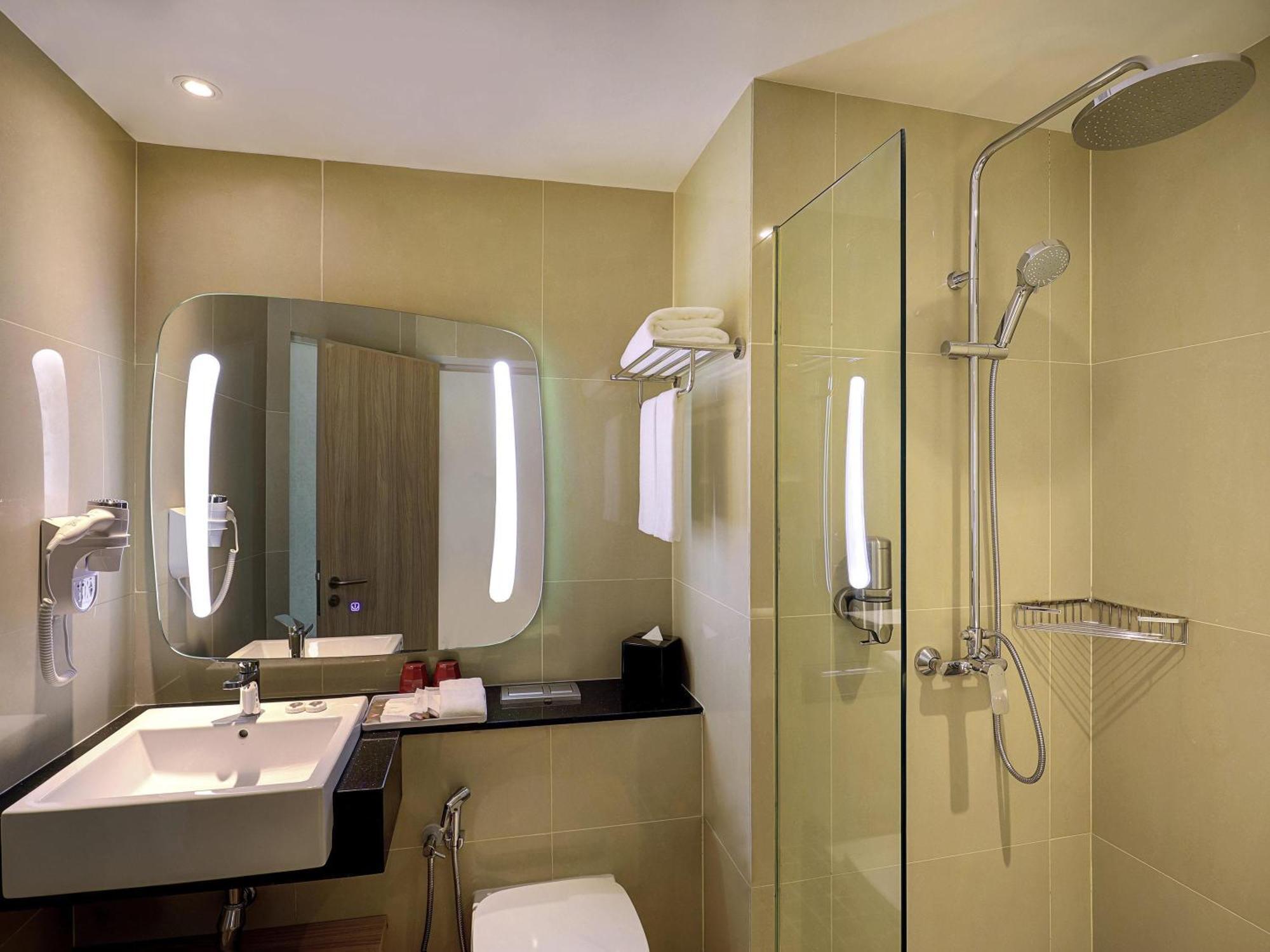 Standard Triple Room Without Window
