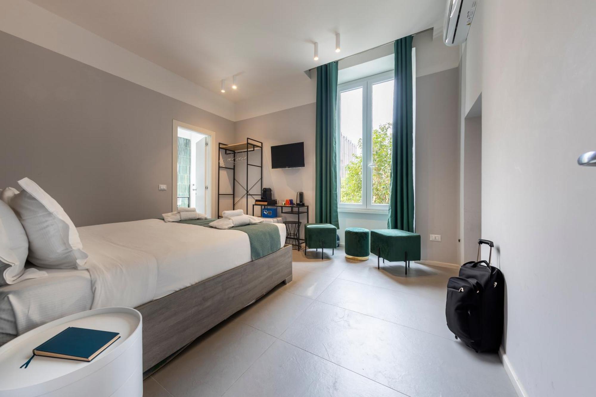 Double Room,1705147949:JPEG