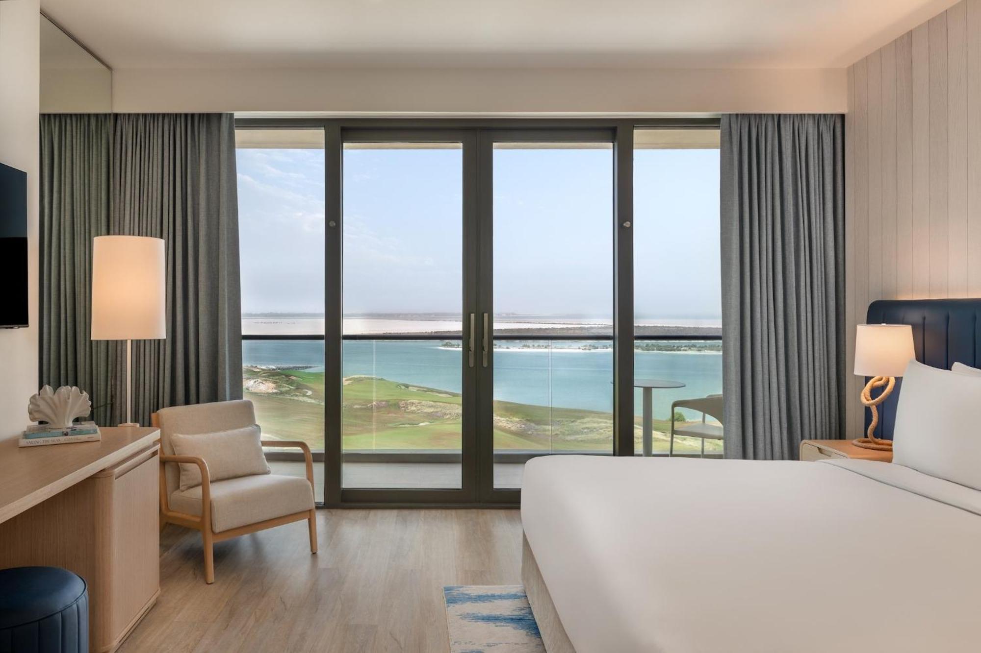Two-Bedroom Suite Sea View Balcony Theme Park Access