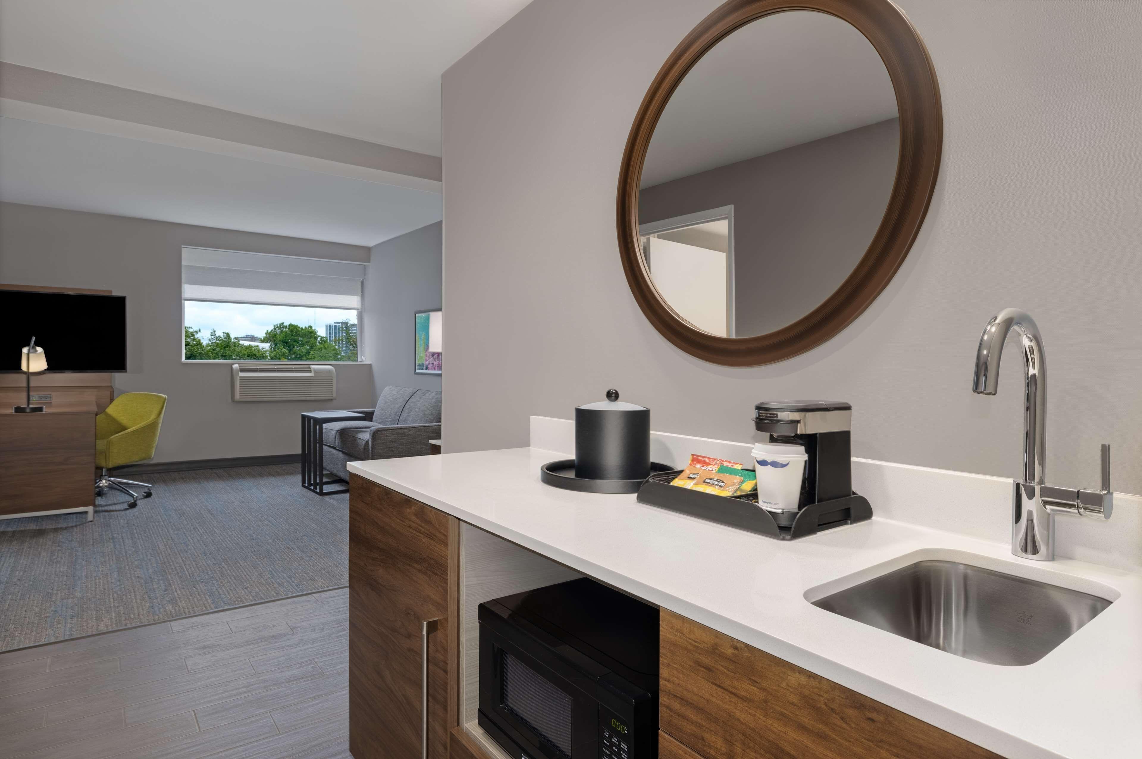 King Studio Suite Park View