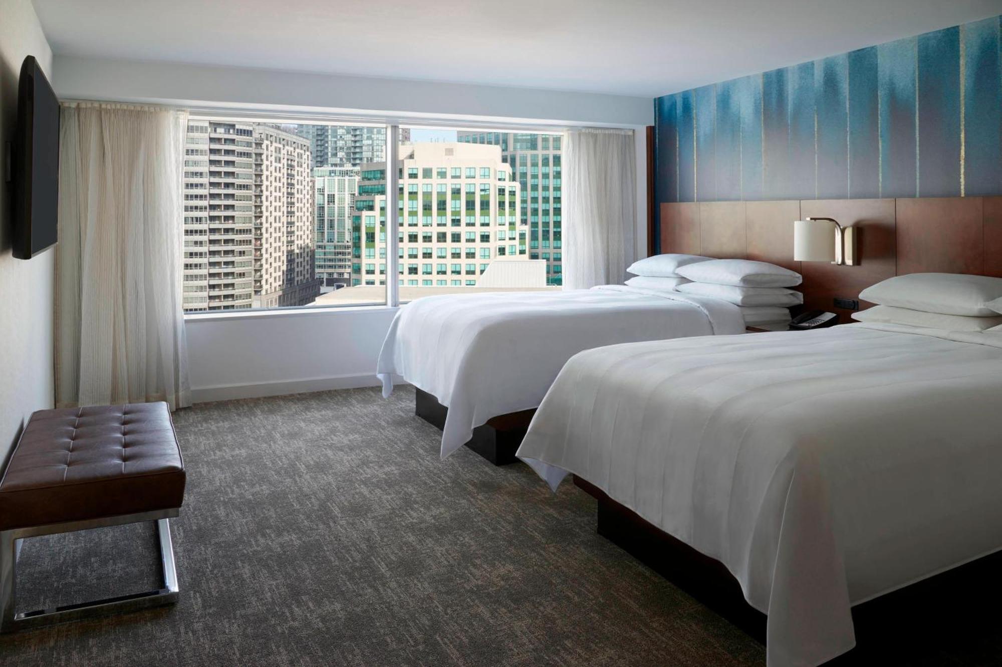 1 Bedroom Suite 2 Double Sofa bed City view