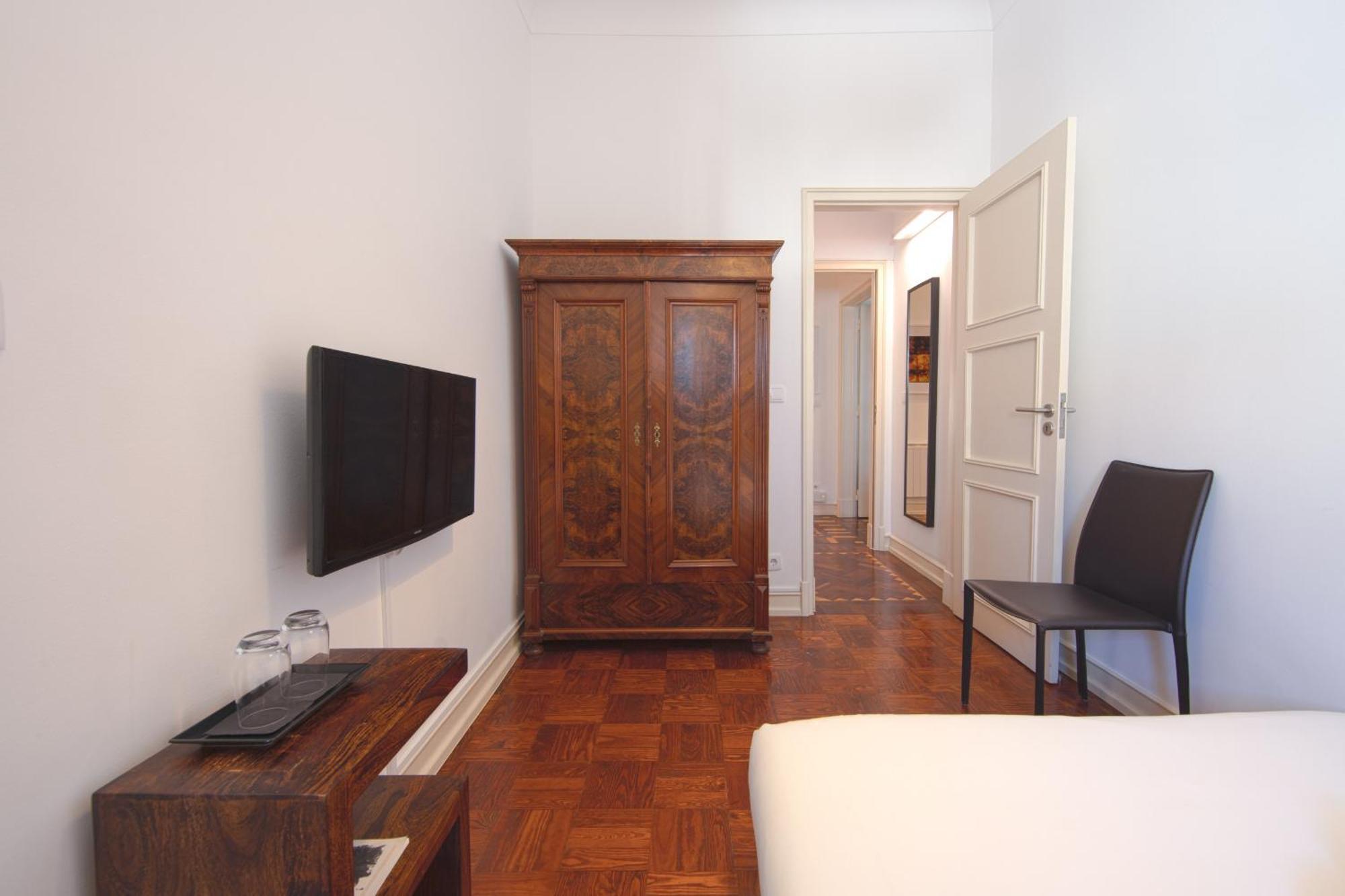 Double Room Private Bathroom