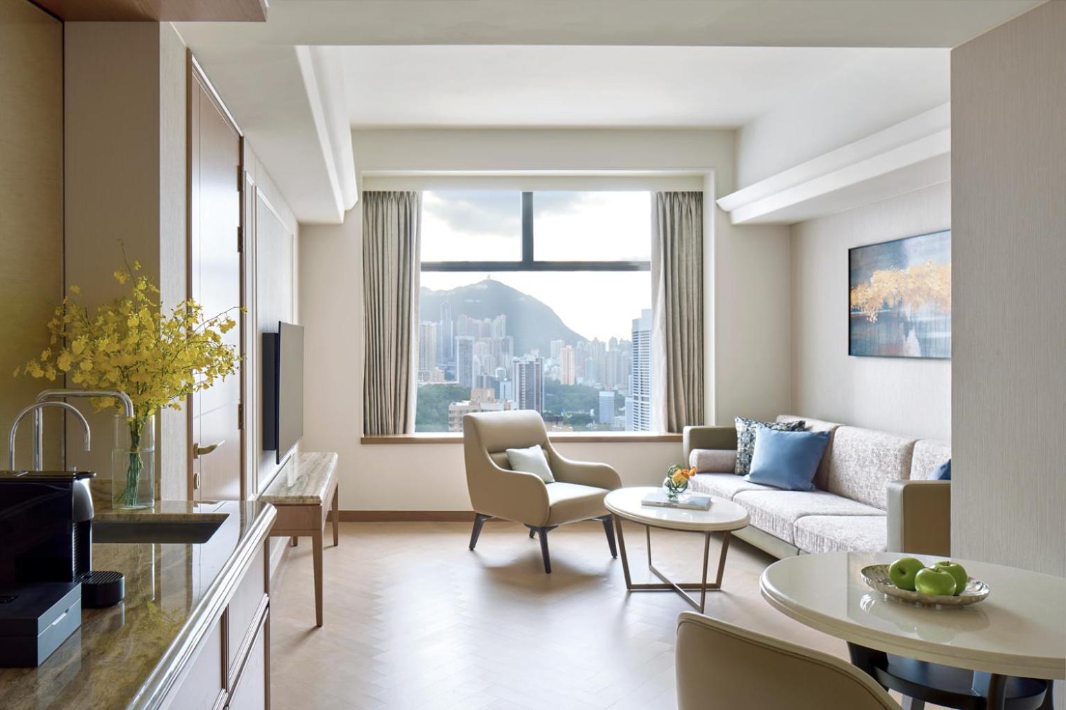 Premium Panoramic Suite